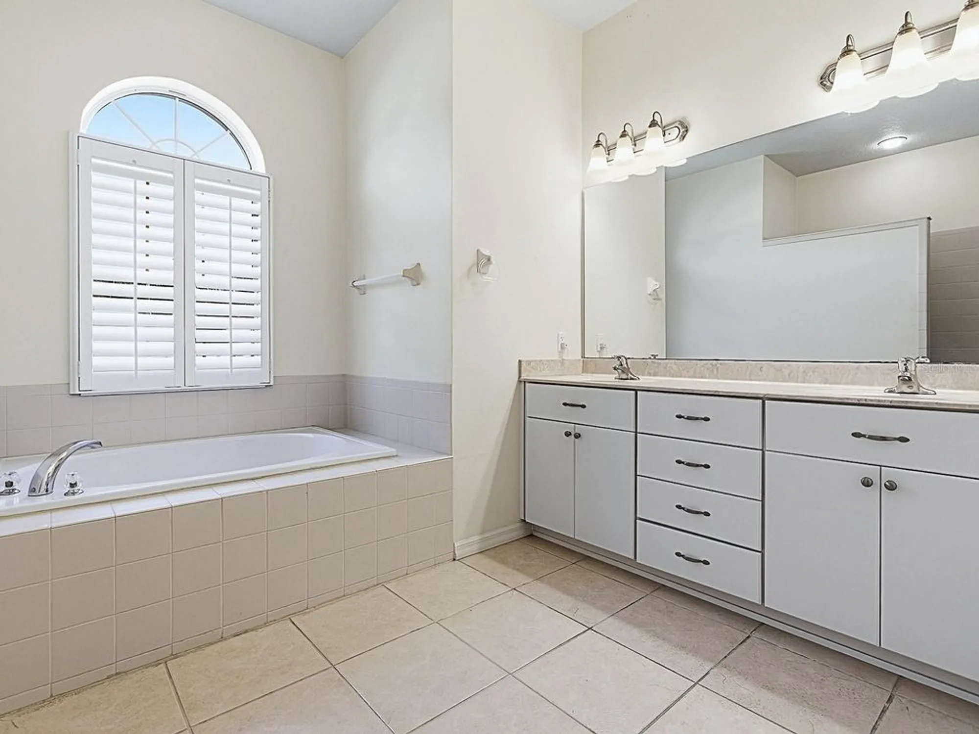 Property Slideshow image 21 of 37 | 3305 baltic sea blvd, Tavares, FL, 32778