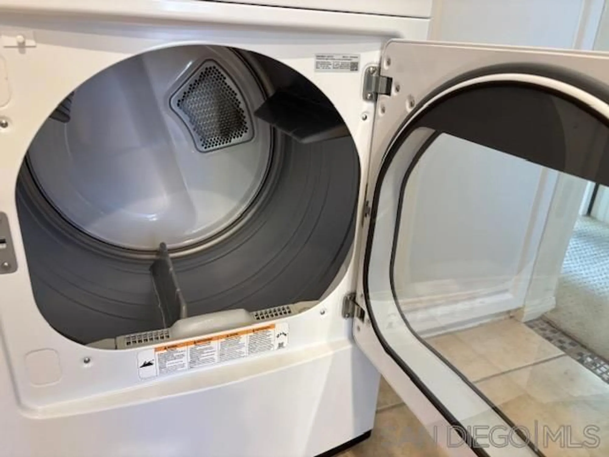 Property Slideshow image 20 of 54 | 3651 north way, Oceanside, CA, 92056