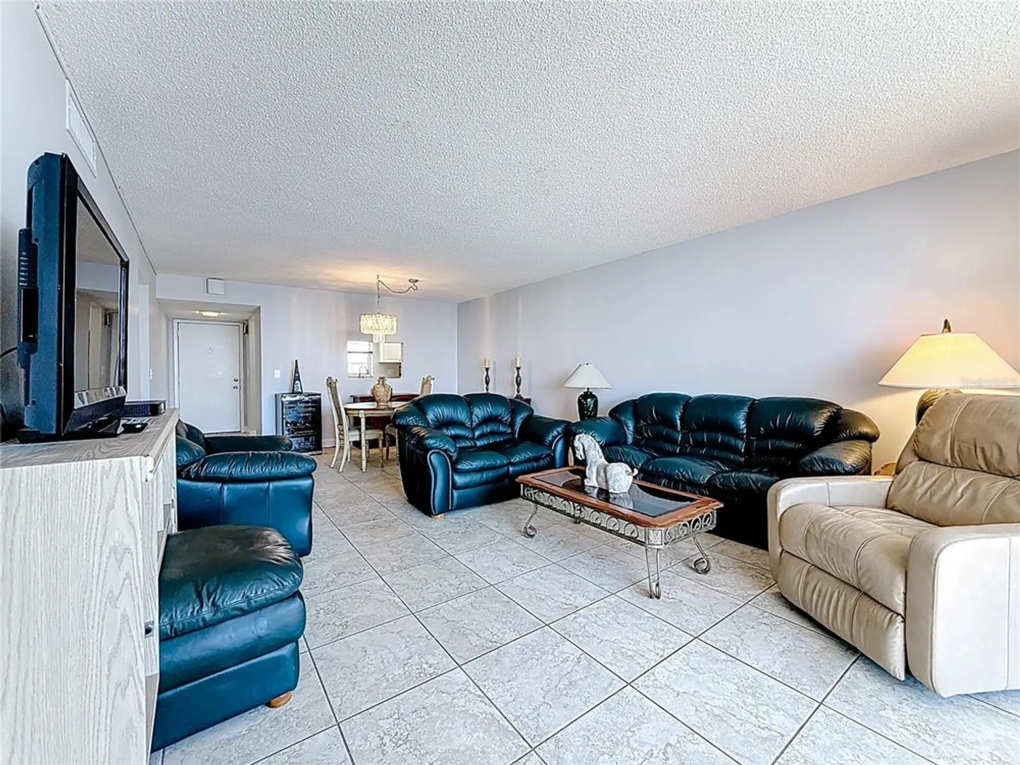 Property Slideshow image 18 of 62 | 7625 sun island dr 307, South Pasadena, FL, 33707