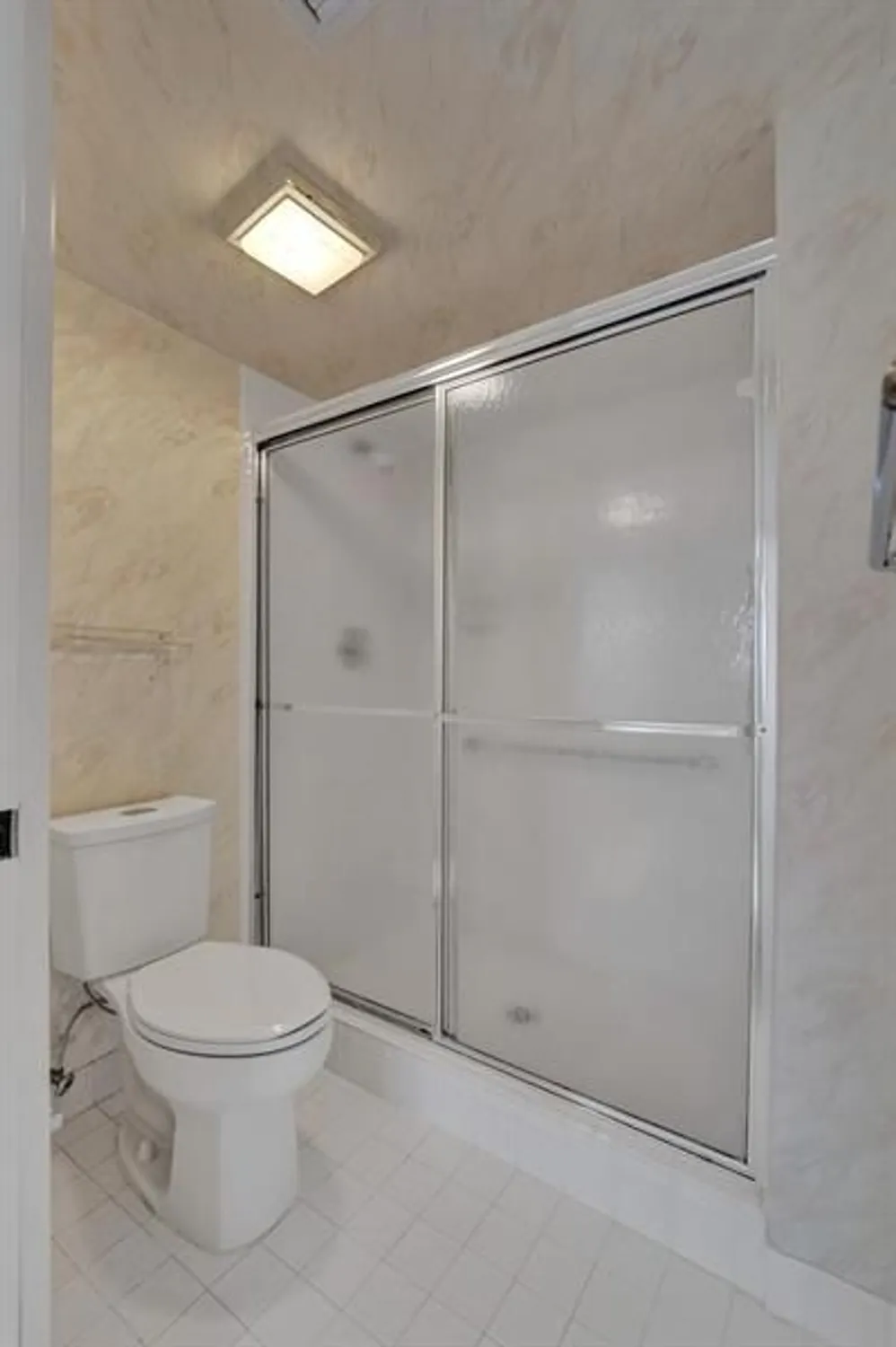 Property Slideshow image 44 of 61 | 9587 weldon cir apt b312, Fort Lauderdale, FL, 33321