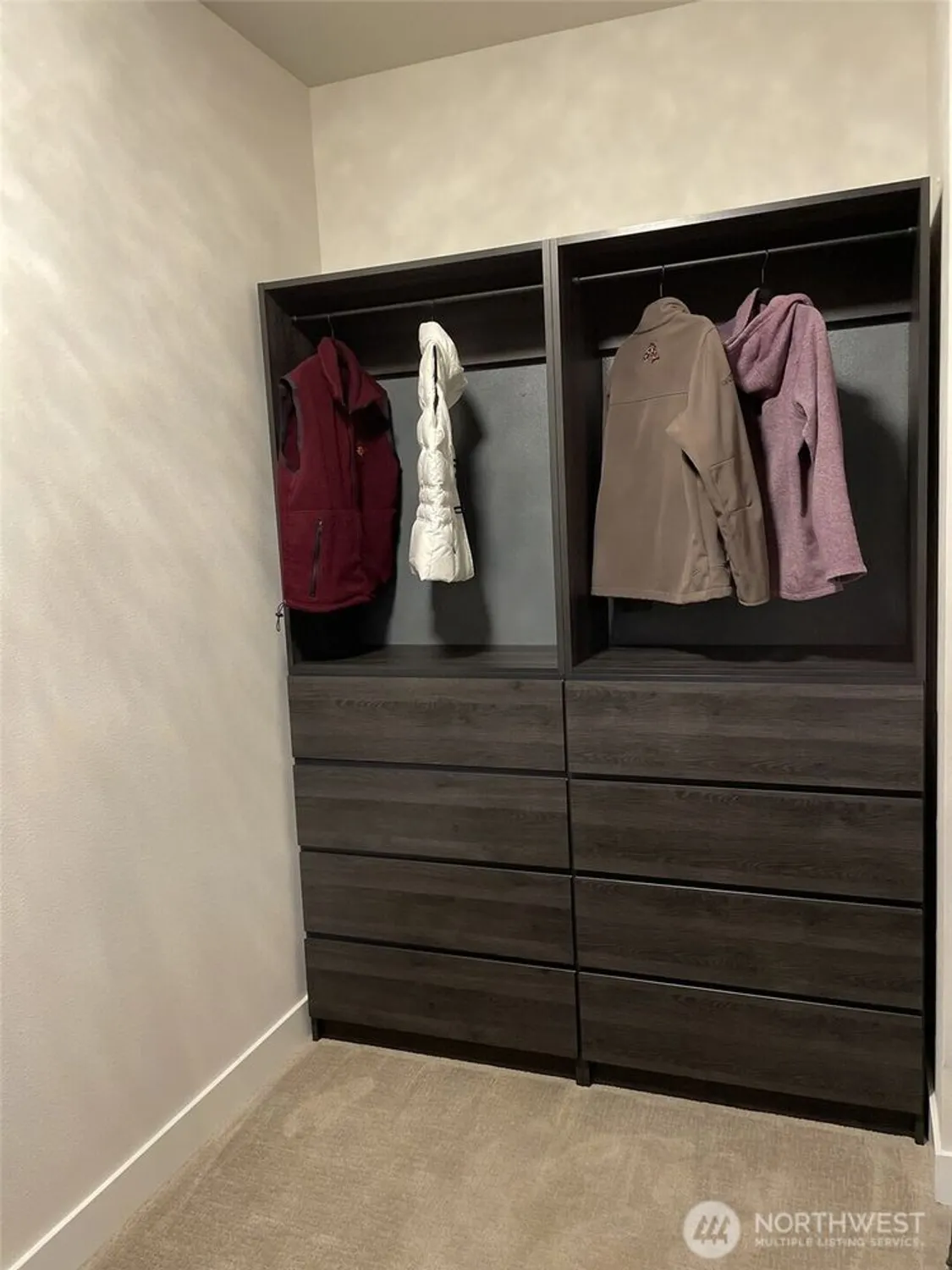 Property Slideshow image 12 of 20 | 5311 waldron dr, Lacey, WA, 98516