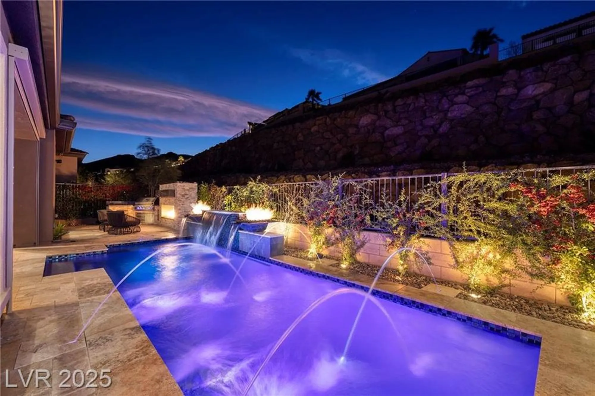 Property Slideshow image 29 of 52 | 33 desert juniper ln, Henderson, NV, 89011