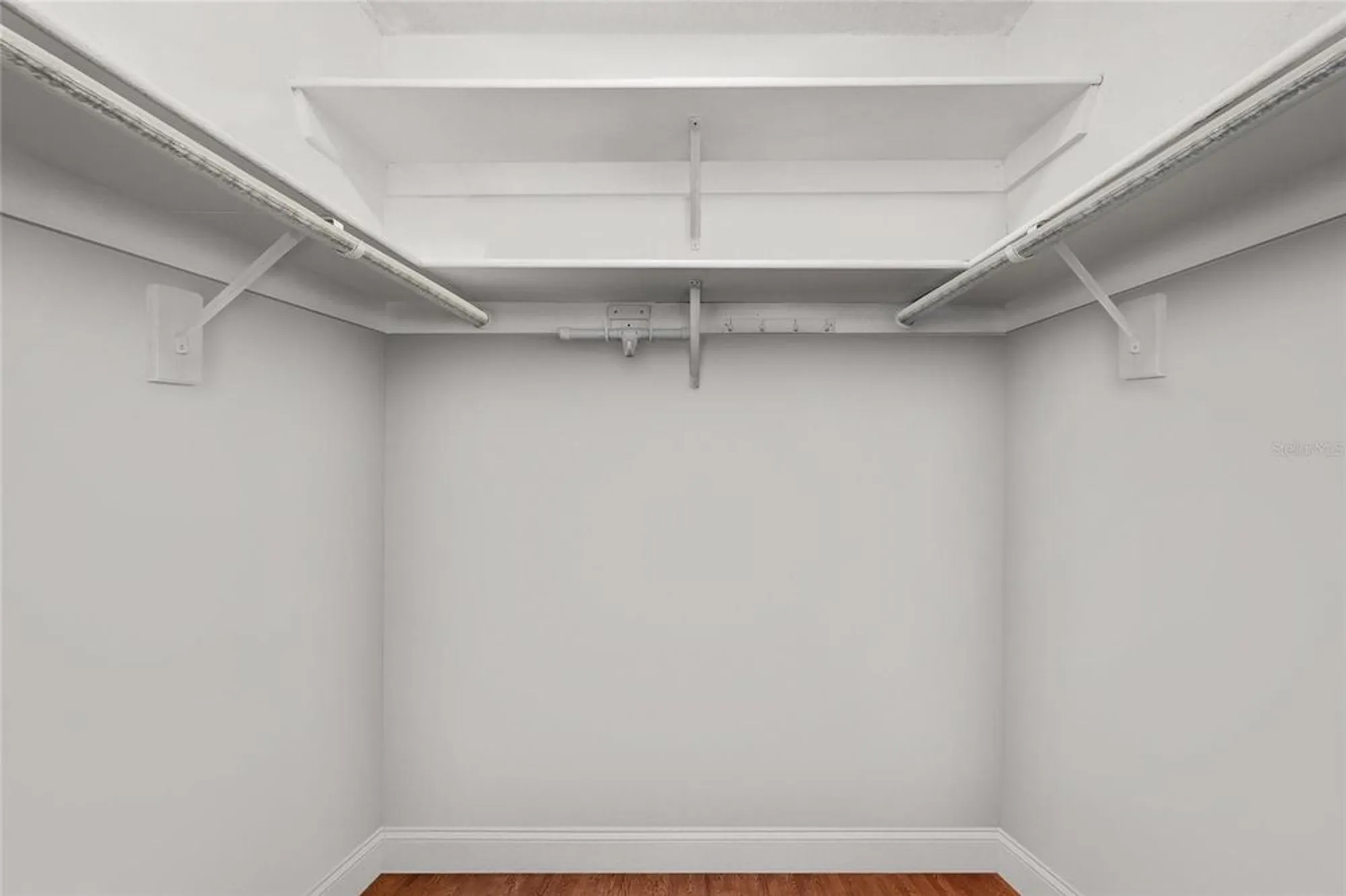 Property Slideshow image 17 of 39 | 6075 shore blvd 215, Gulfport, FL, 33707