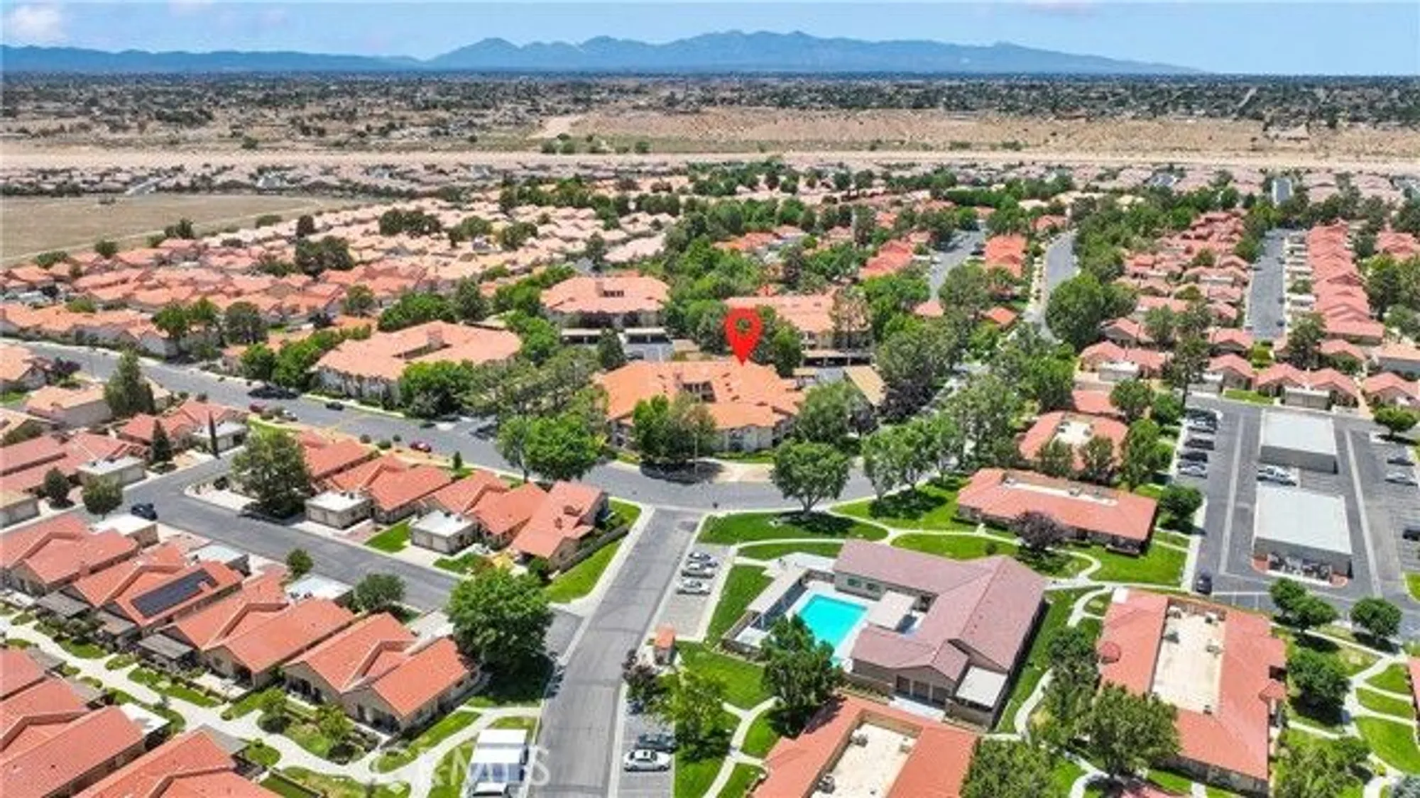 Property Slideshow image 37 of 39 | 19121 palo verde dr, Apple Valley, CA, 92308