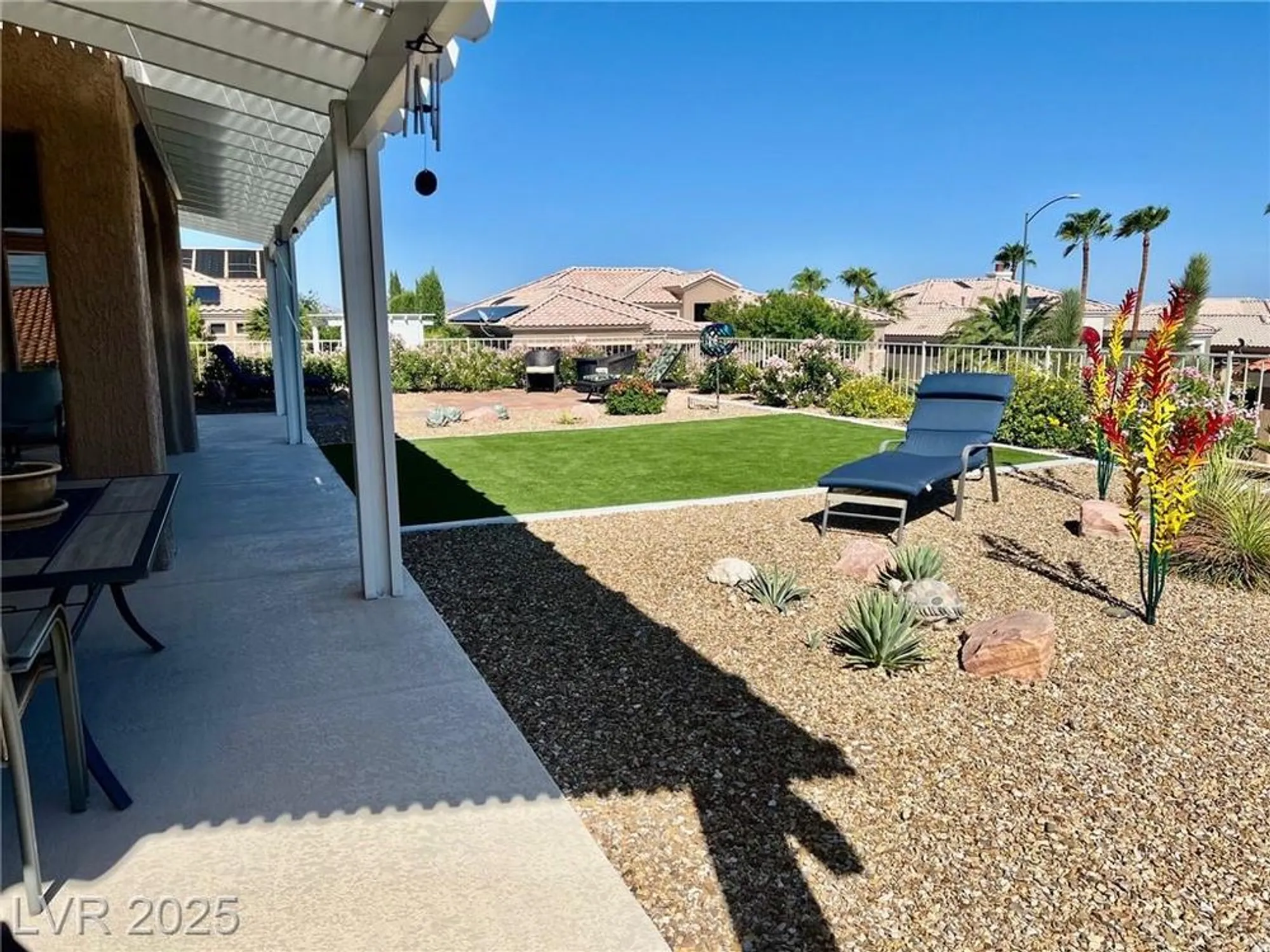 Property Slideshow image 14 of 21 | 2736 darby falls dr, Las Vegas, NV, 89134