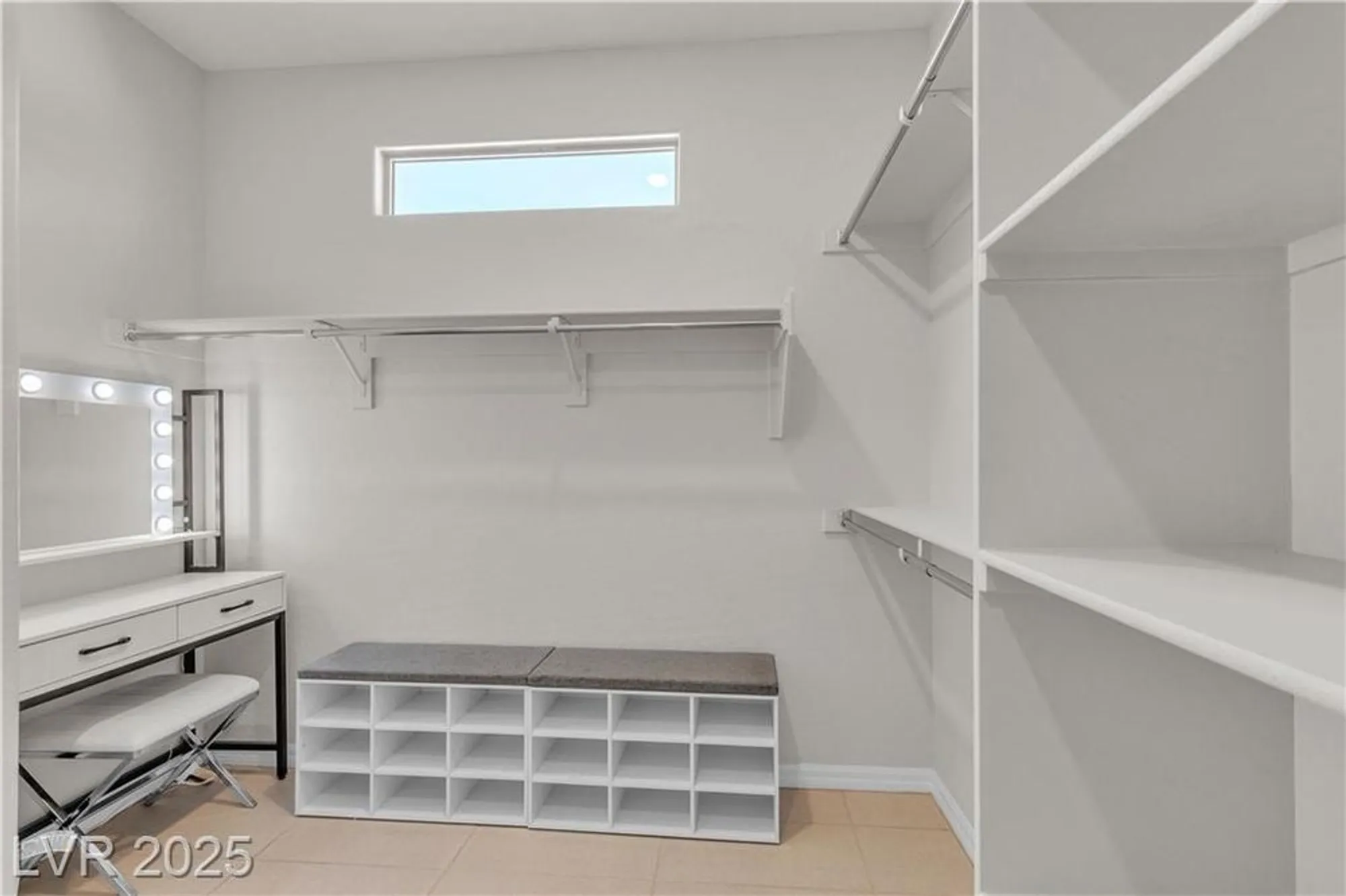 Property Slideshow image 37 of 76 | 11 acacia creek ct, Henderson, NV, 89011