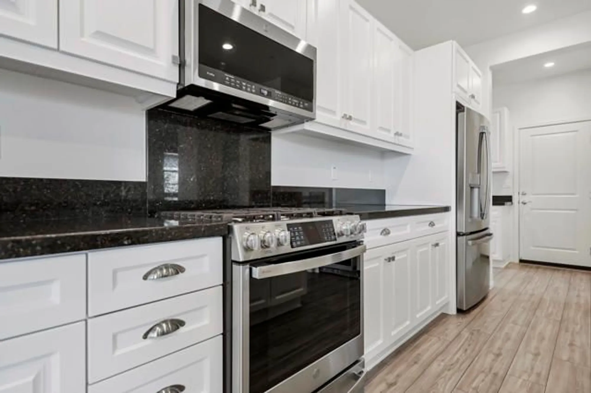 Property Slideshow image 8 of 33 | 82755 temescal canyon dr, Indio, CA, 92201