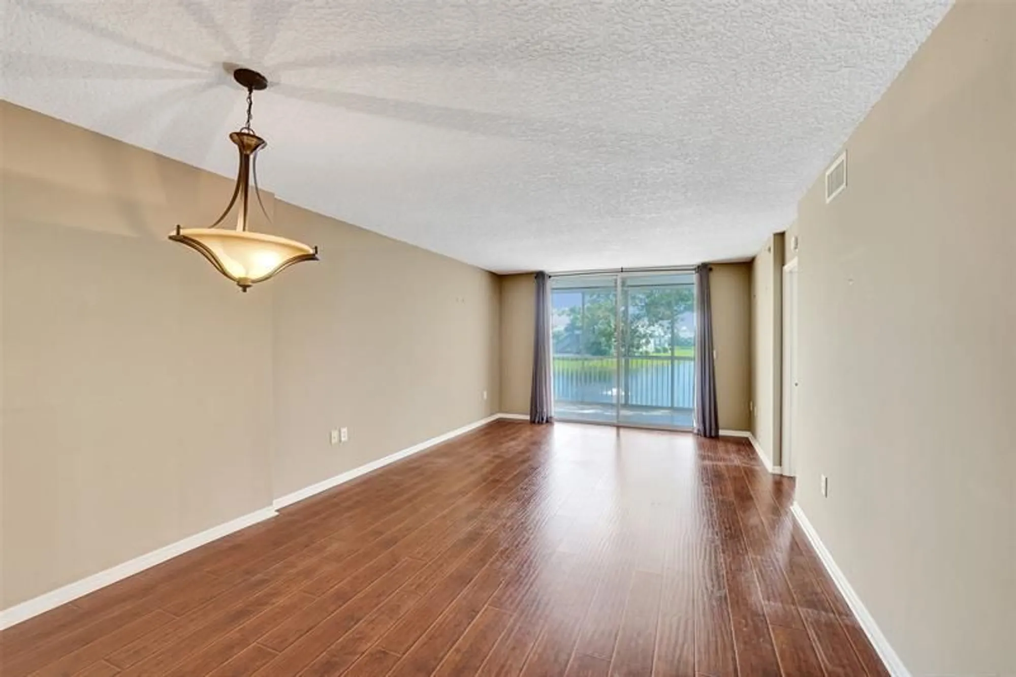 Property Slideshow image 19 of 69 | 9563 weldon cir apt d212, Fort Lauderdale, FL, 33321