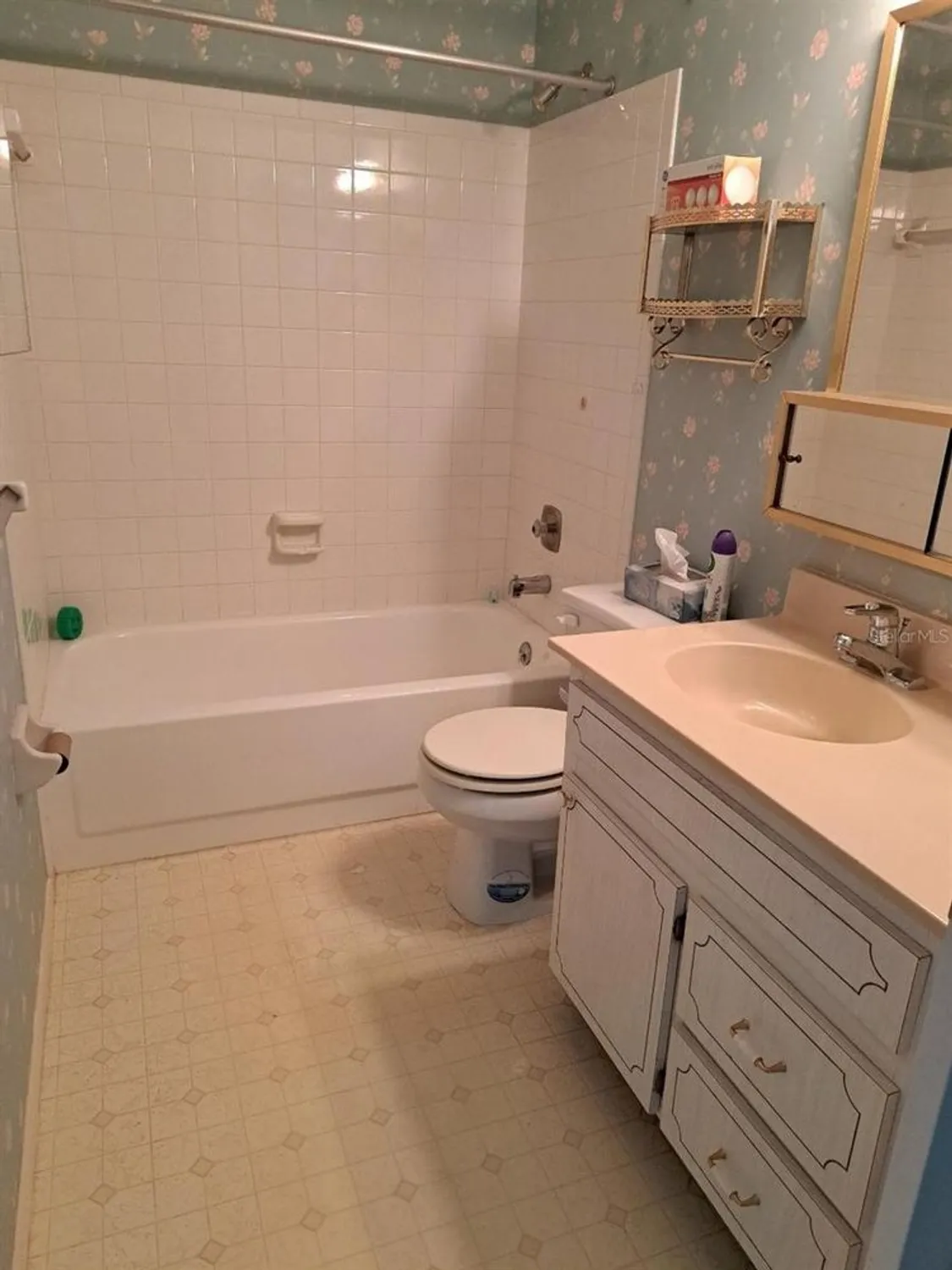 Property Slideshow image 15 of 18 | 7951 58th ave n unit 208, St Petersburg, FL, 33709