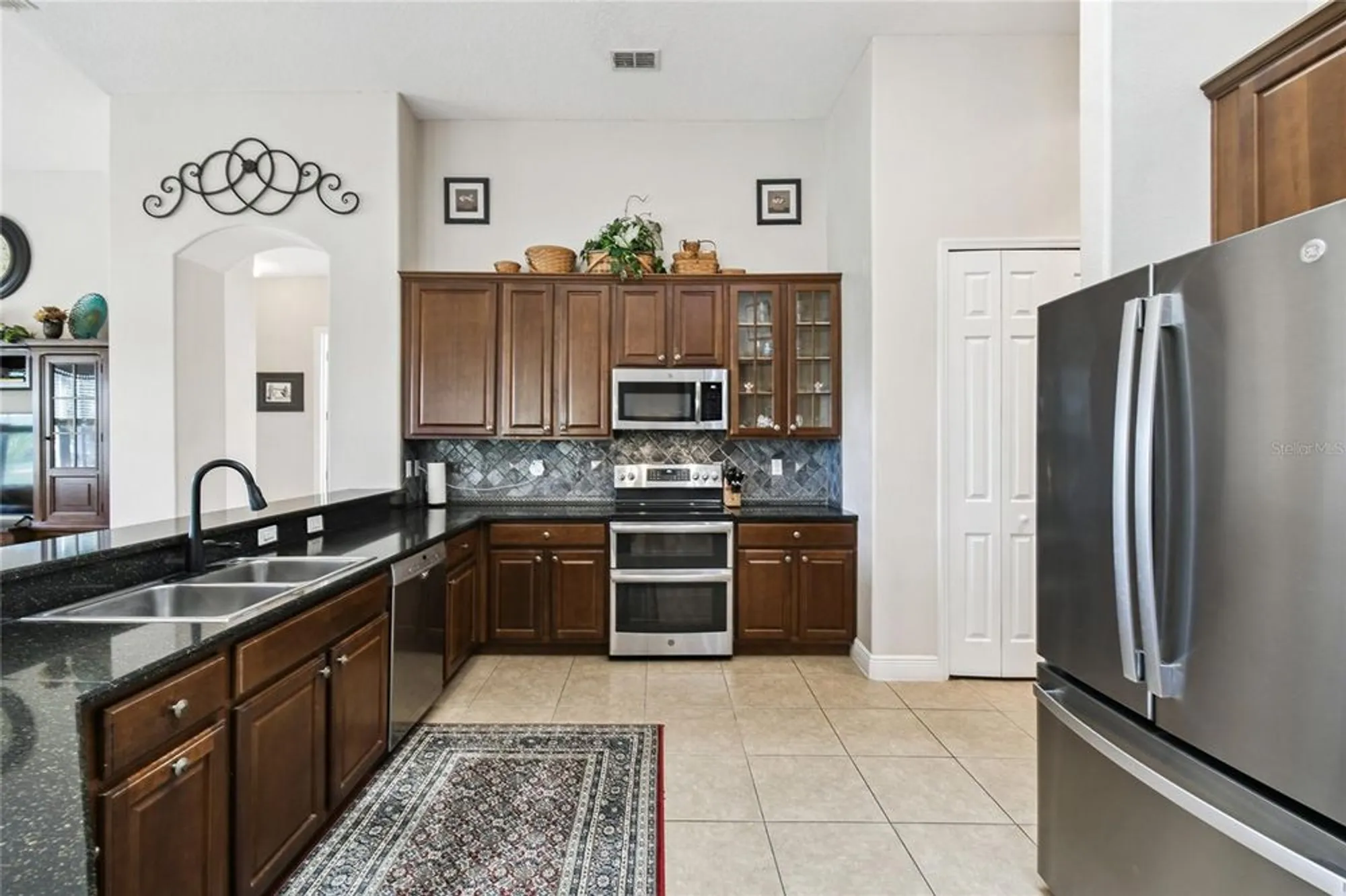 Property Slideshow image 13 of 83 | 116 amalfi ln, Poinciana, FL, 34759