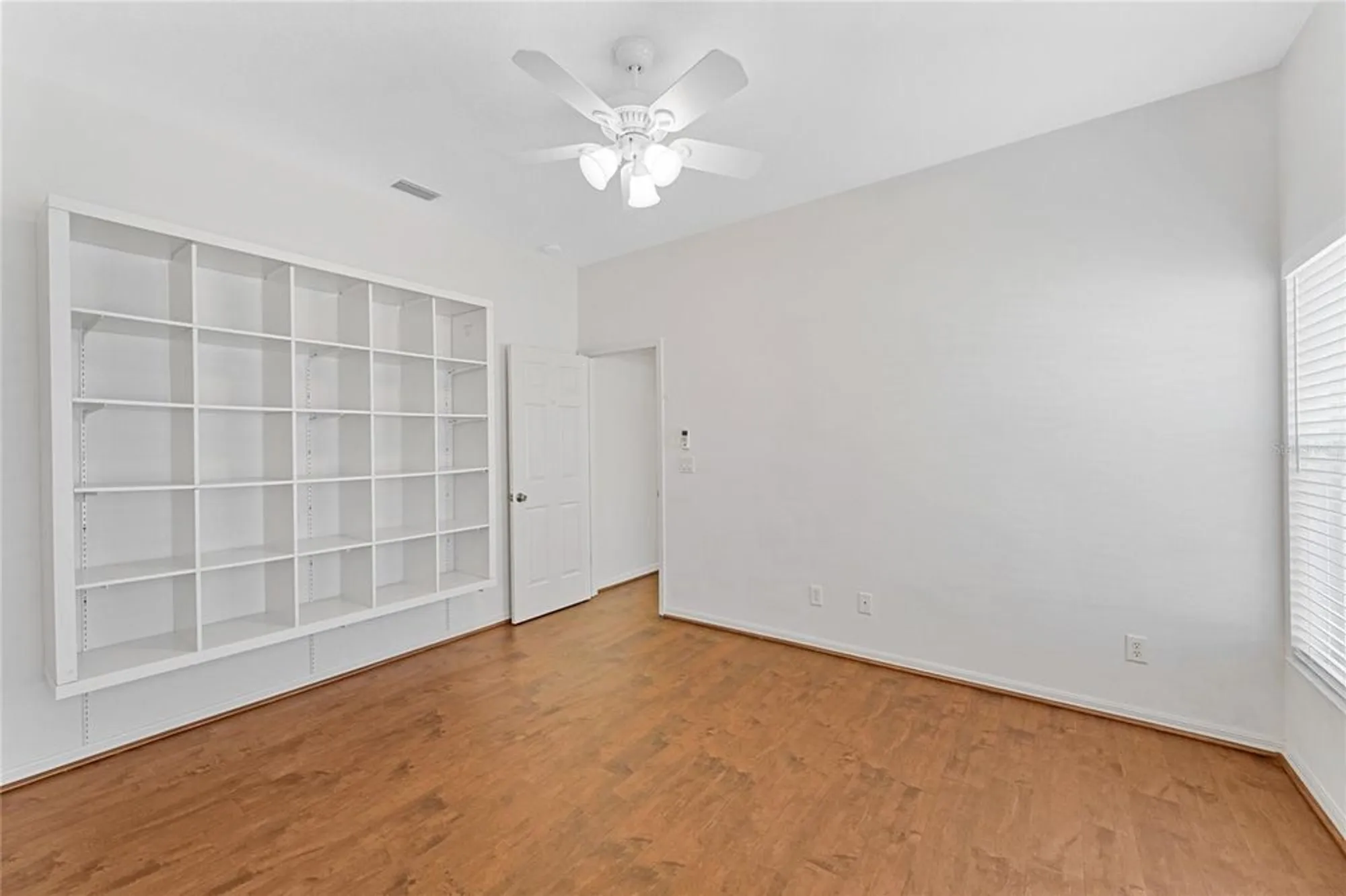 Property Slideshow image 30 of 64 | 5676 gulf stream st, Tavares, FL, 32778