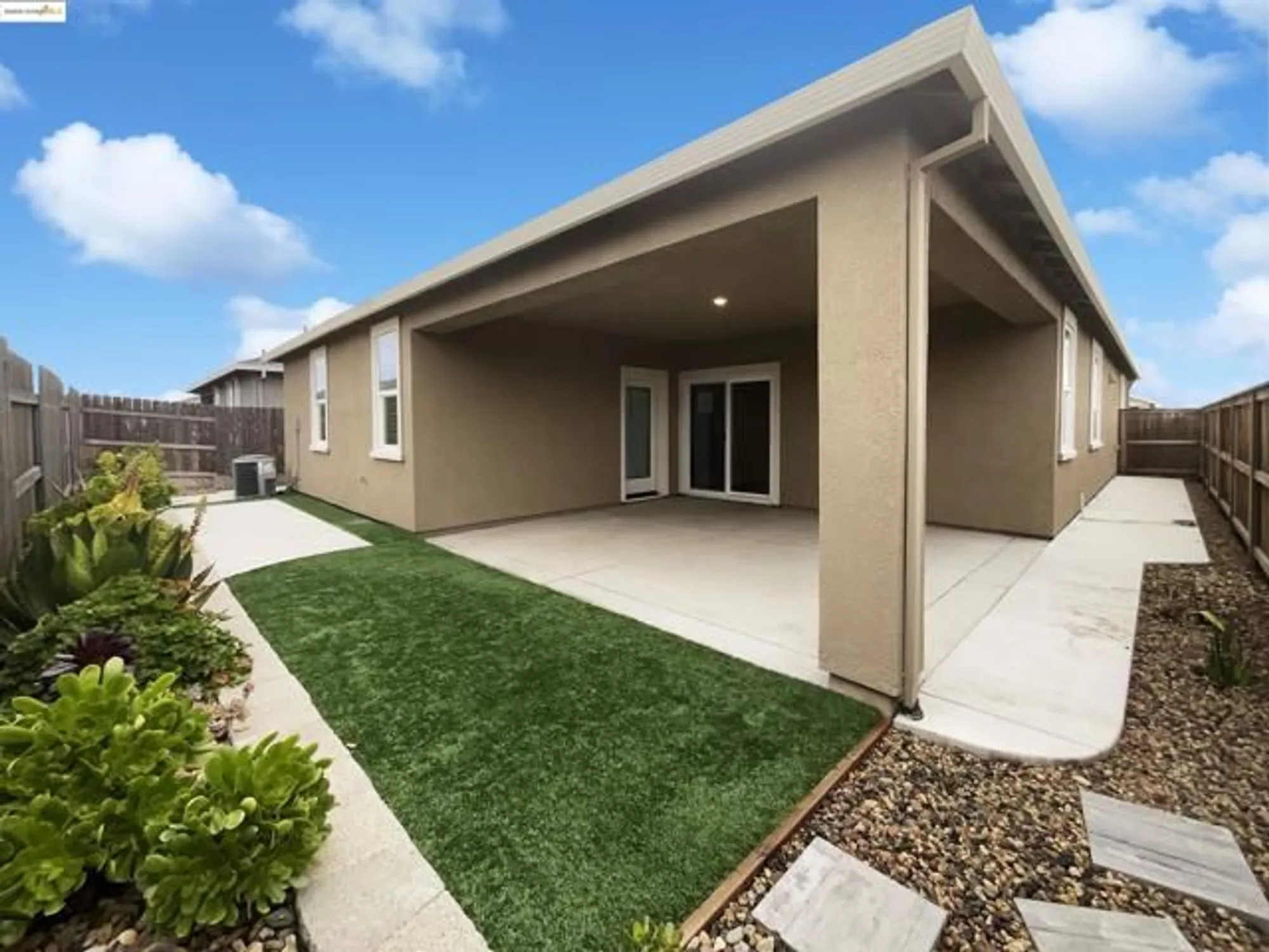 Property Slideshow image 8 of 32 | 2211 reunion ln, Rio Vista, CA, 94571