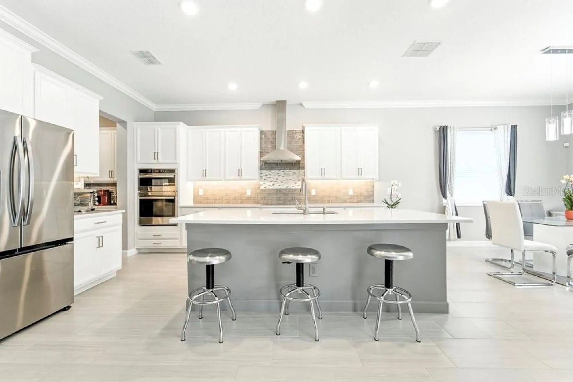 Property Slideshow image 11 of 71 | 10982 banyan breeze blvd, Land O Lakes, FL, 34638