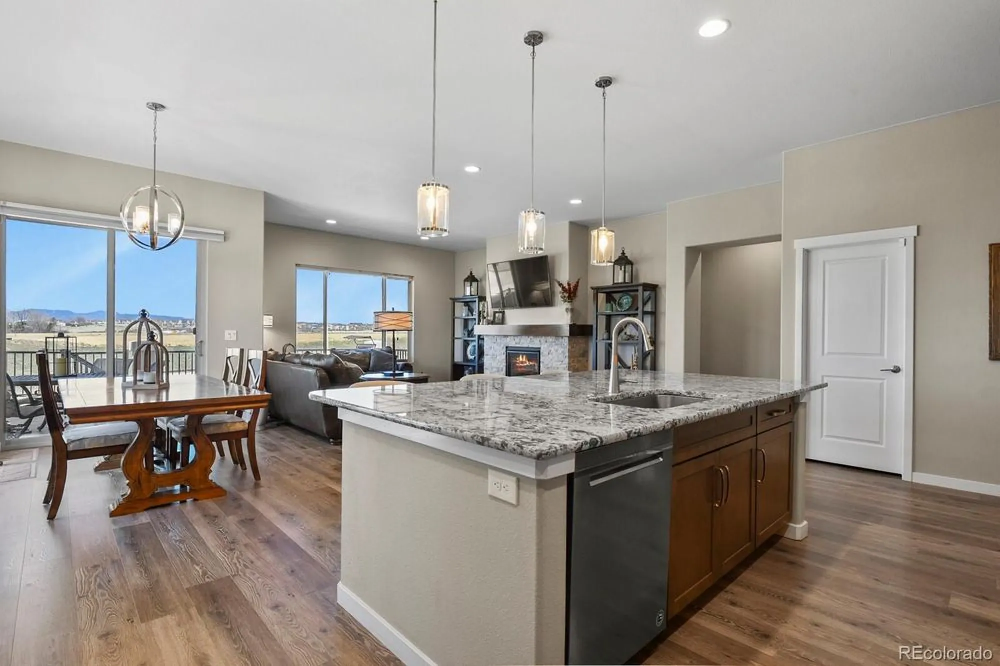 Property Slideshow image 15 of 50 | 6272 lochside vw, Colorado Springs, CO, 80927