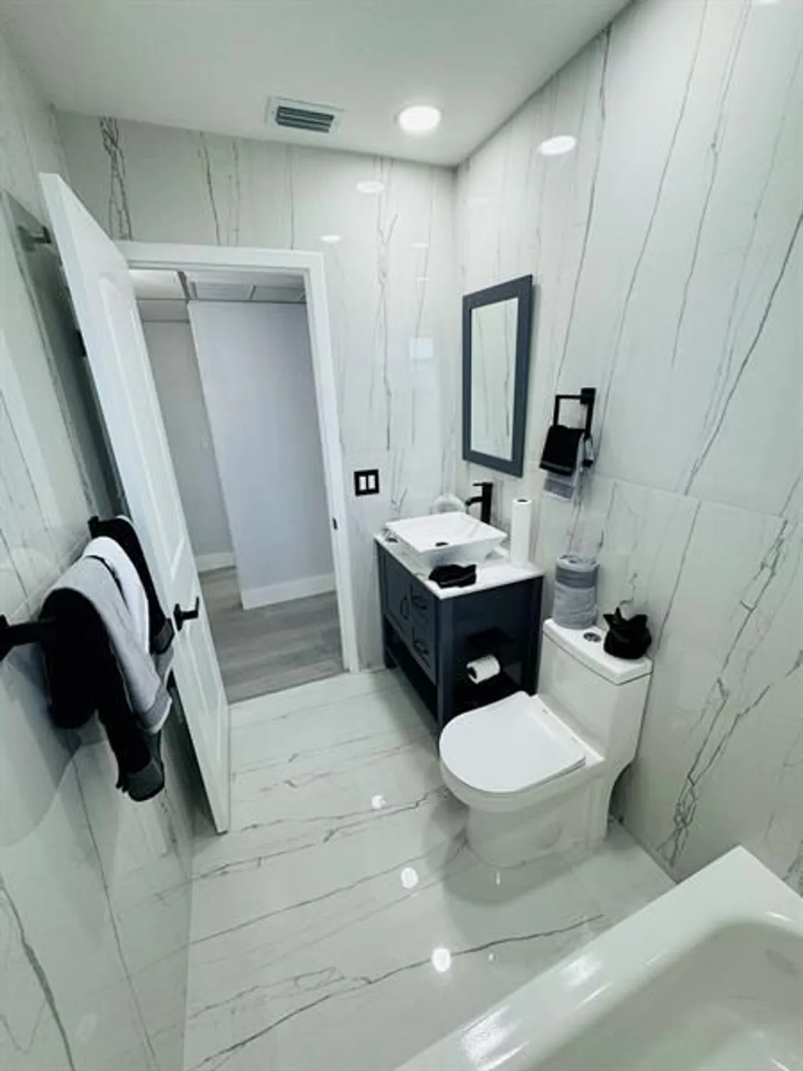 Property Slideshow image 18 of 27 | 364 flanders h # 364, Delray Beach, FL, 33484