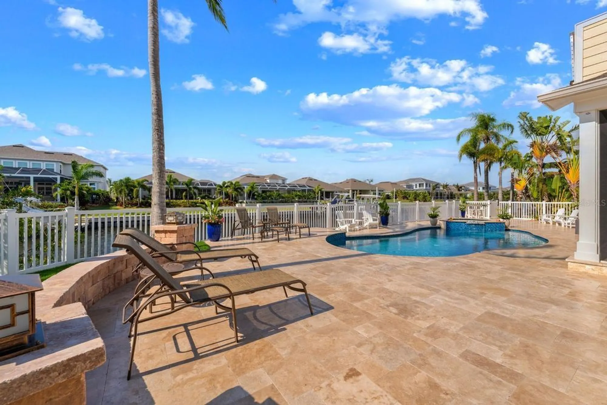 Property Slideshow image 35 of 45 | 703 islebay dr, Apollo Beach, FL, 33572