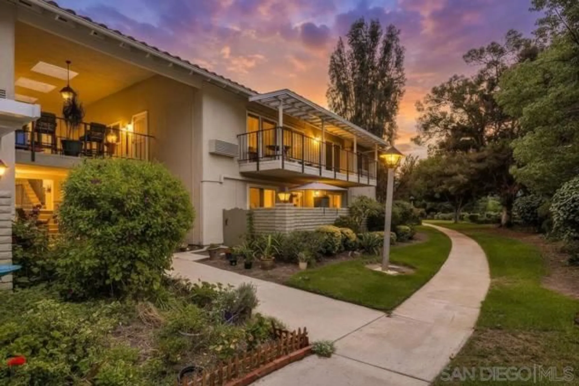 Property Slideshow image 1 of 29 | 3253 san amadeo n, Laguna Woods, CA, 92637