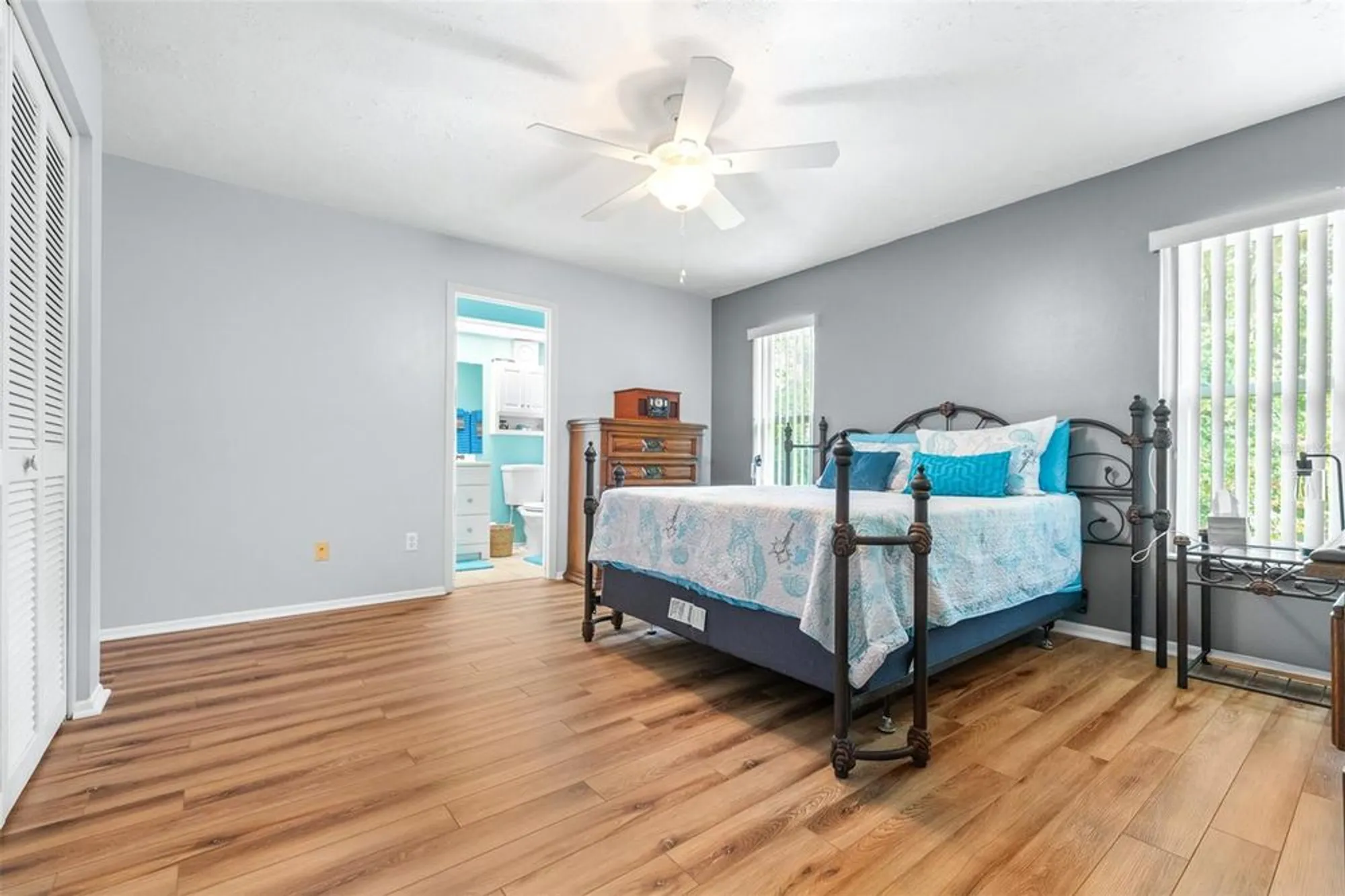 Property Slideshow image 31 of 62 | 3466 maclaren dr, Palm Harbor, FL, 34684