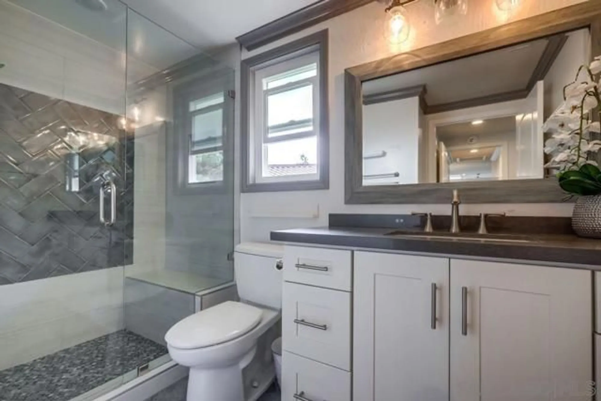 Property Slideshow image 18 of 29 | 3253 san amadeo n, Laguna Woods, CA, 92637