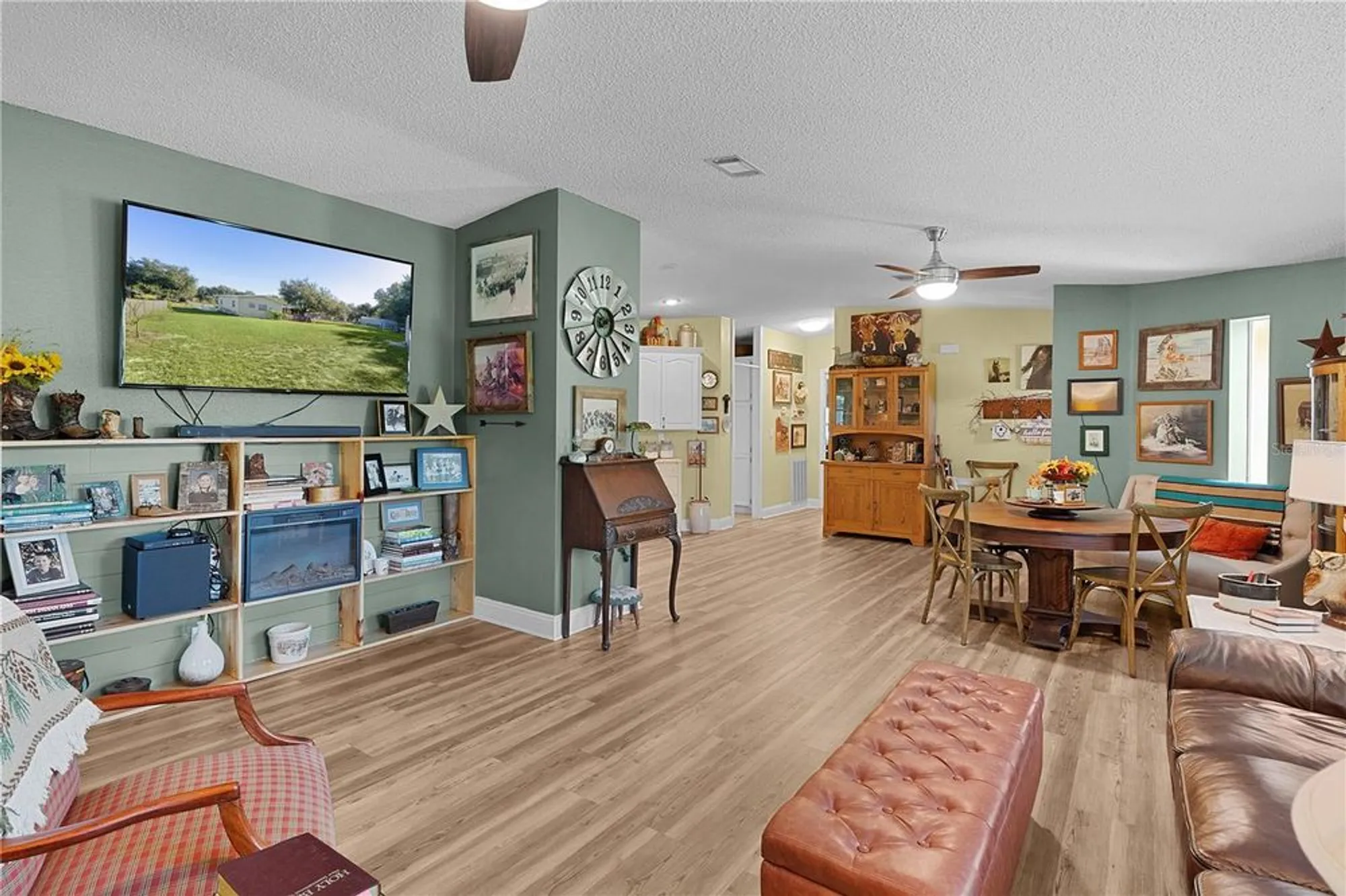 Property Slideshow image 8 of 62 | 8333 county road 109a-1, Lady Lake, FL, 32159