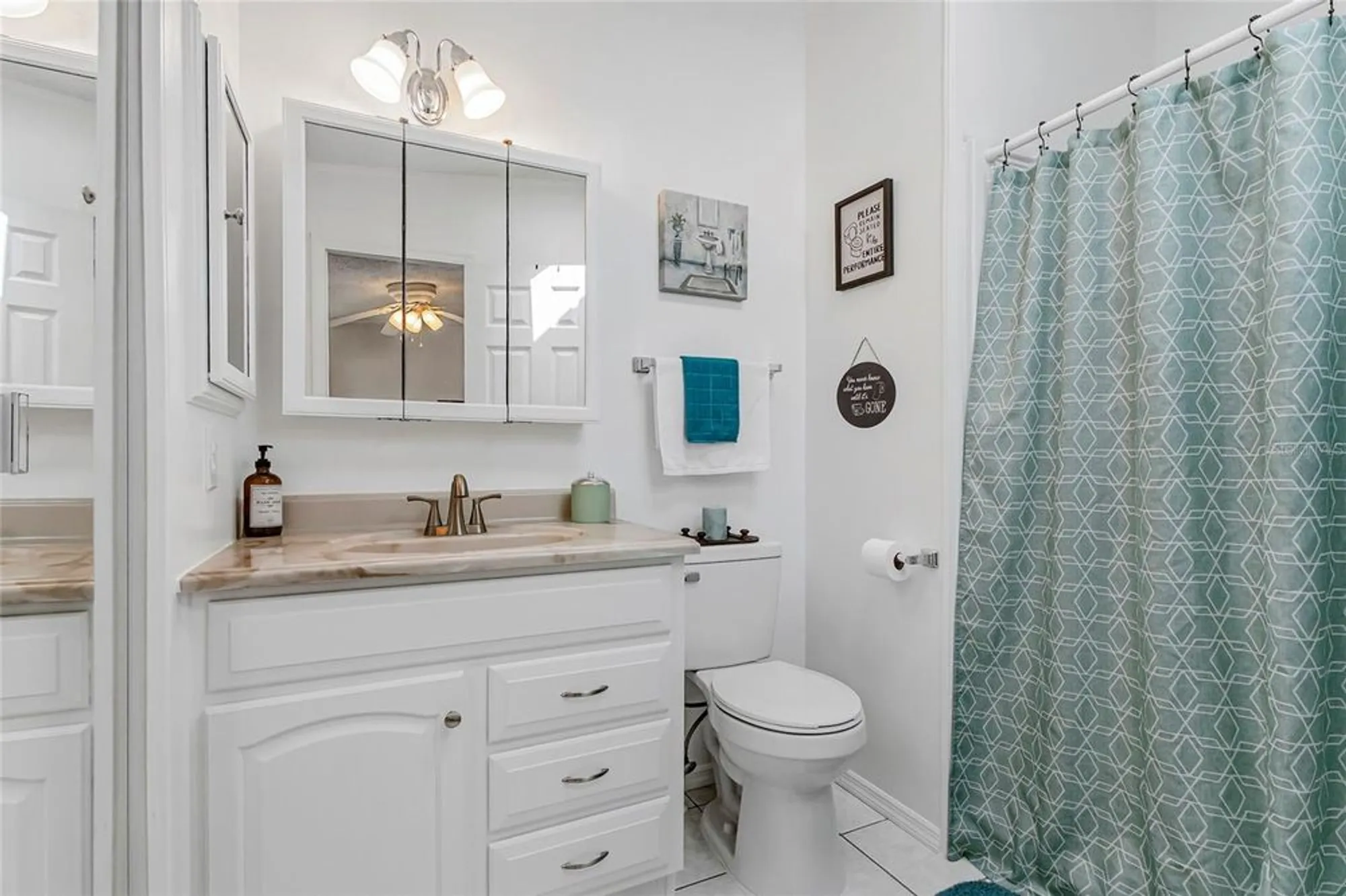 Property Slideshow image 19 of 38 | 25333 casa del lago ln, Leesburg, FL, 34748