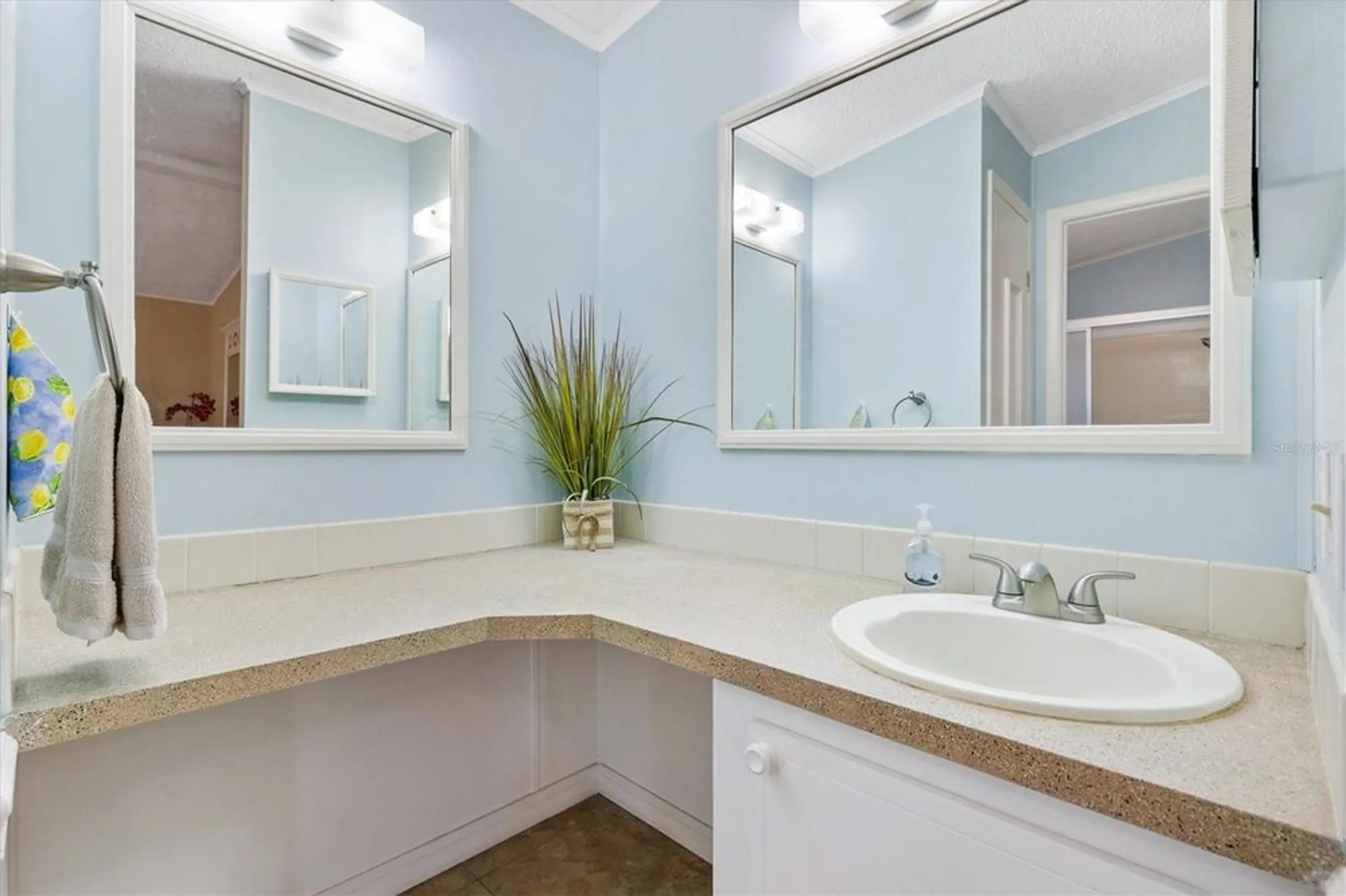 Property Slideshow image 17 of 27 | 1523 w schwartz blvd, The Villages, FL, 32159