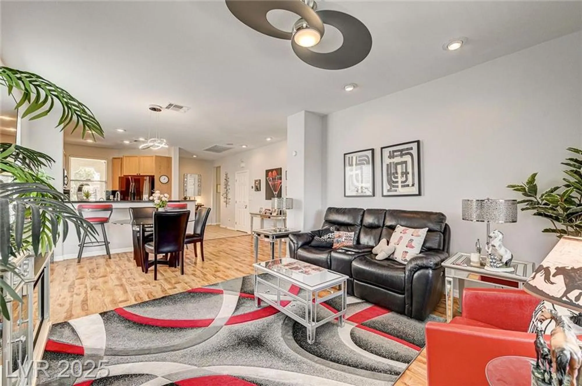Property Slideshow image 12 of 41 | 10393 abisso dr, Las Vegas, NV, 89135