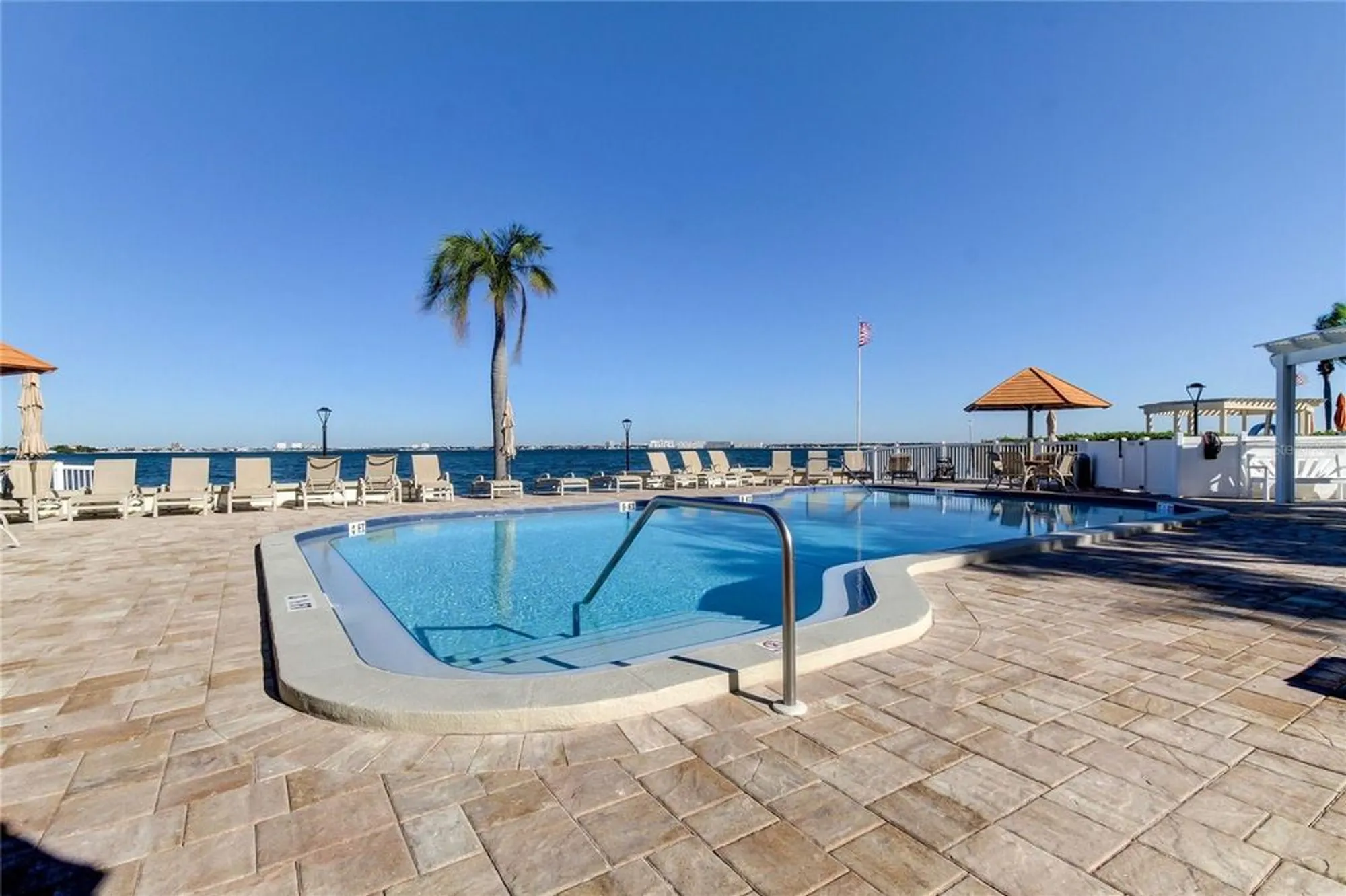 Property Slideshow image 34 of 36 | 6265 sun blvd apt 605, St Petersburg, FL, 33715