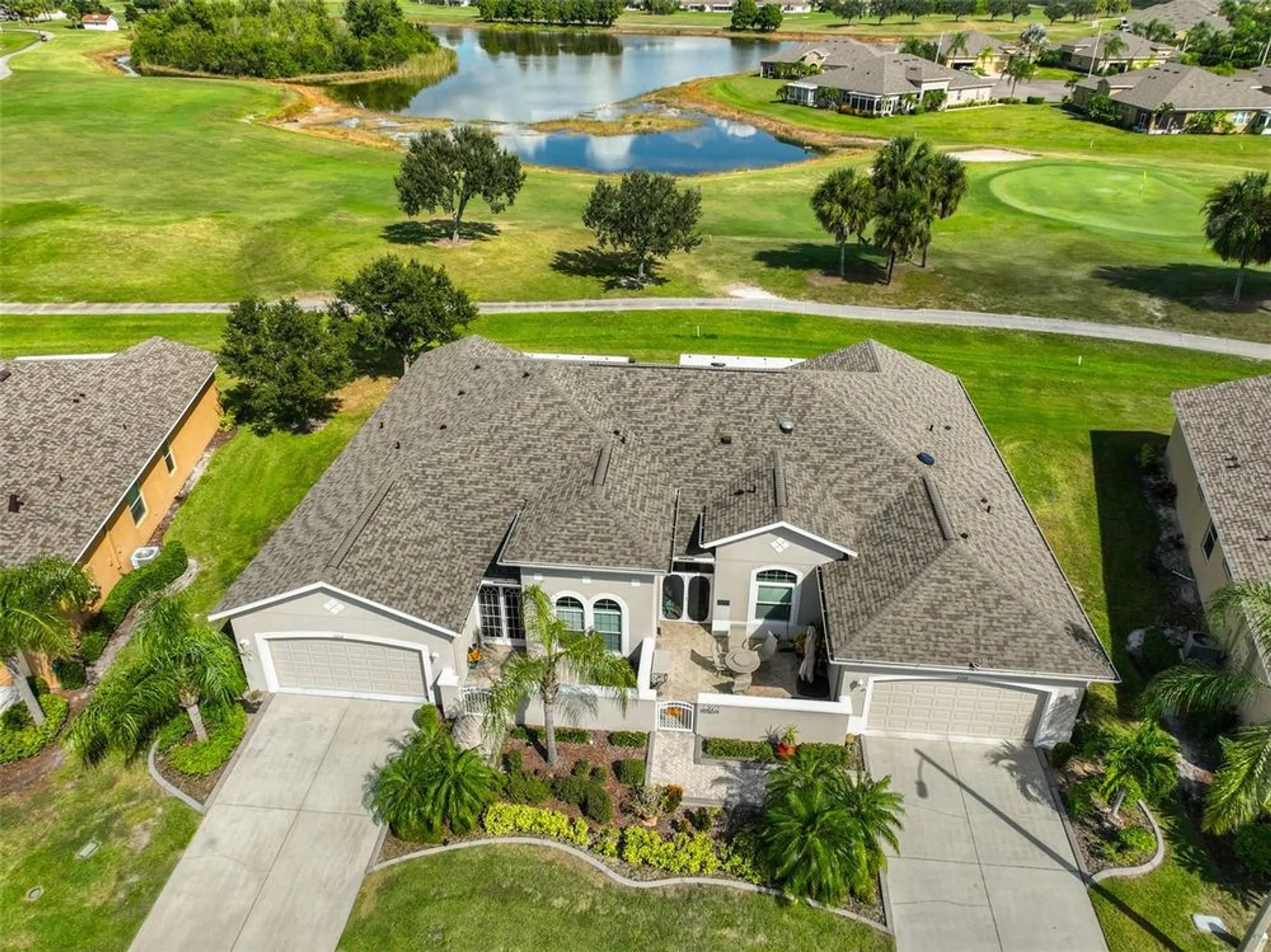 Property Slideshow image 4 of 75 | 2264 sifield greens way, Sun City Center, FL, 33573