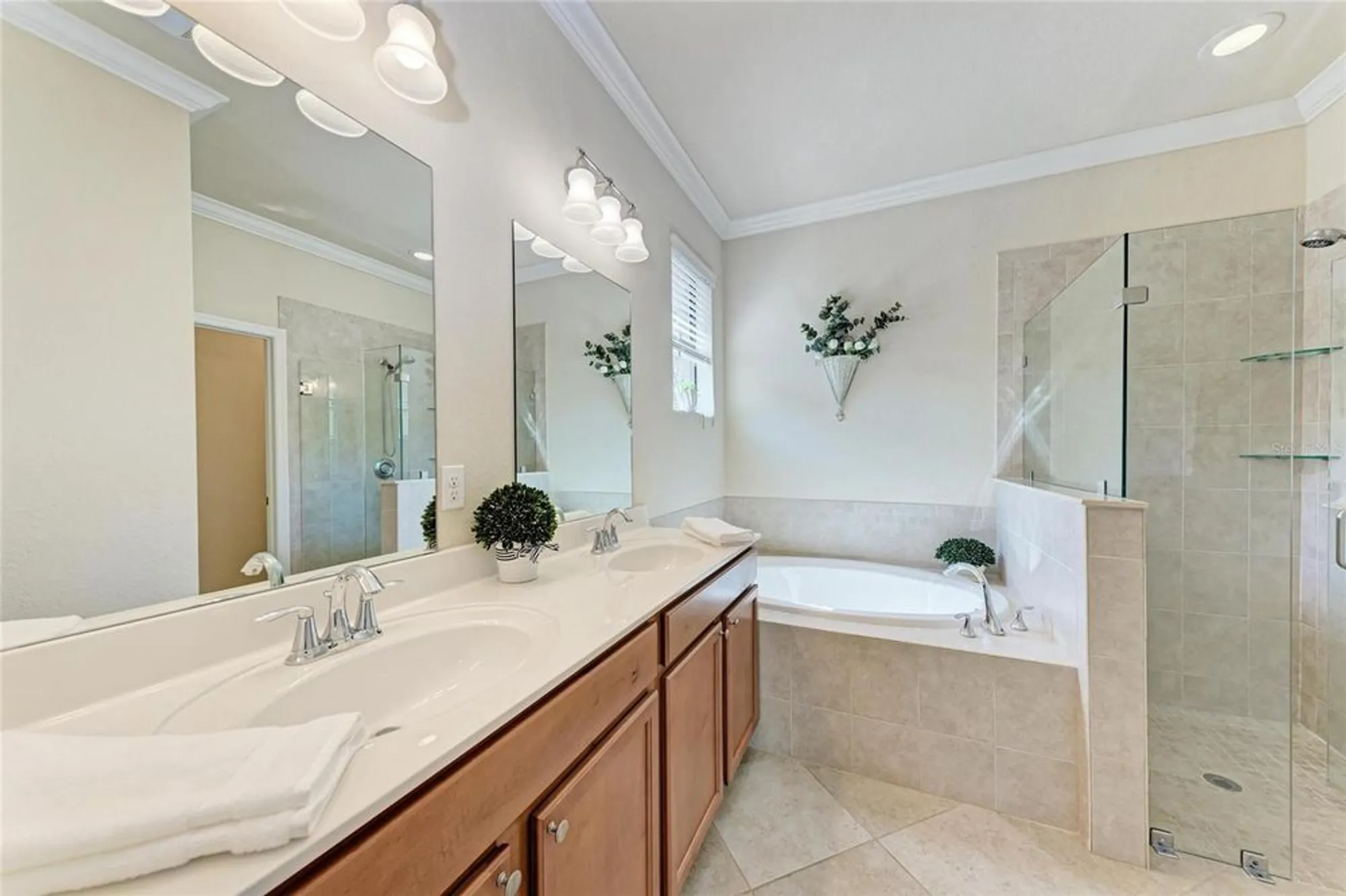 Property Slideshow image 25 of 80 | 135 sweet tree st, Bradenton, FL, 34212