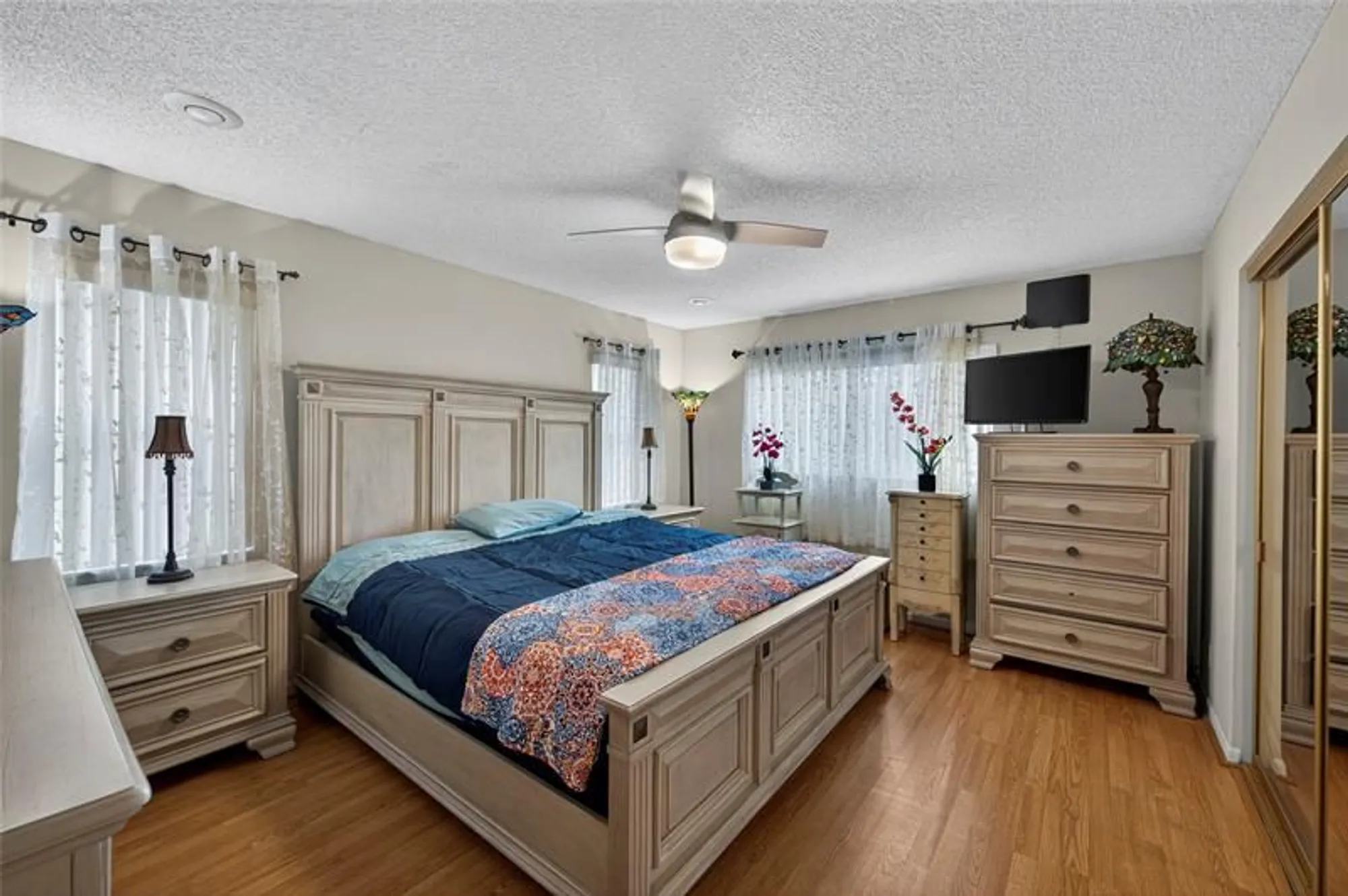 Property Slideshow image 28 of 50 | 9812 nw 75th ct, Tamarac, FL, 33321