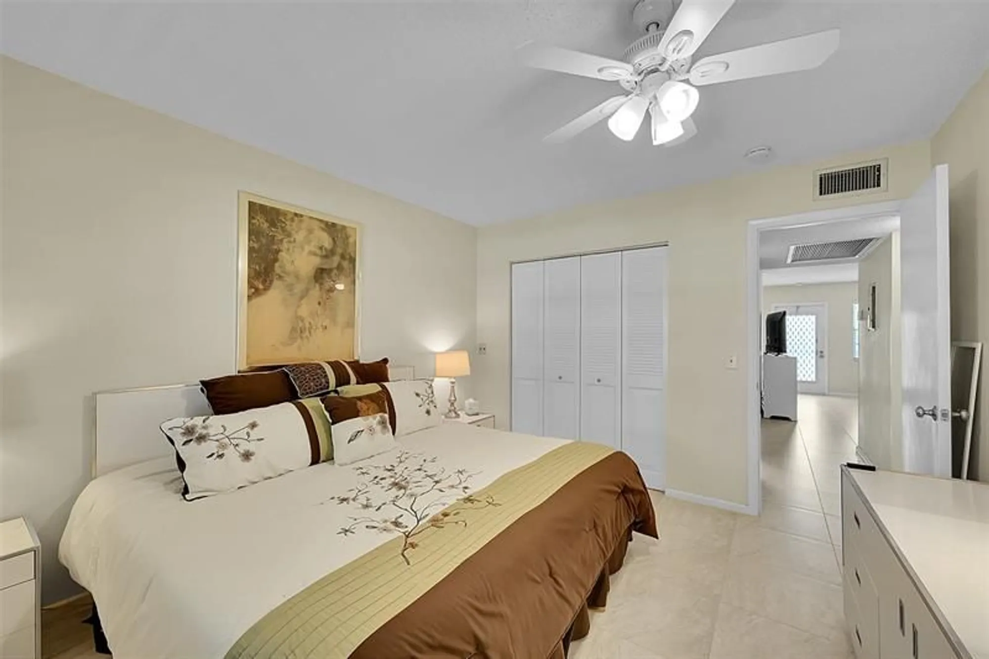 Property Slideshow image 14 of 56 | 154 upminster g # 154, Deerfield Beach, FL, 33442