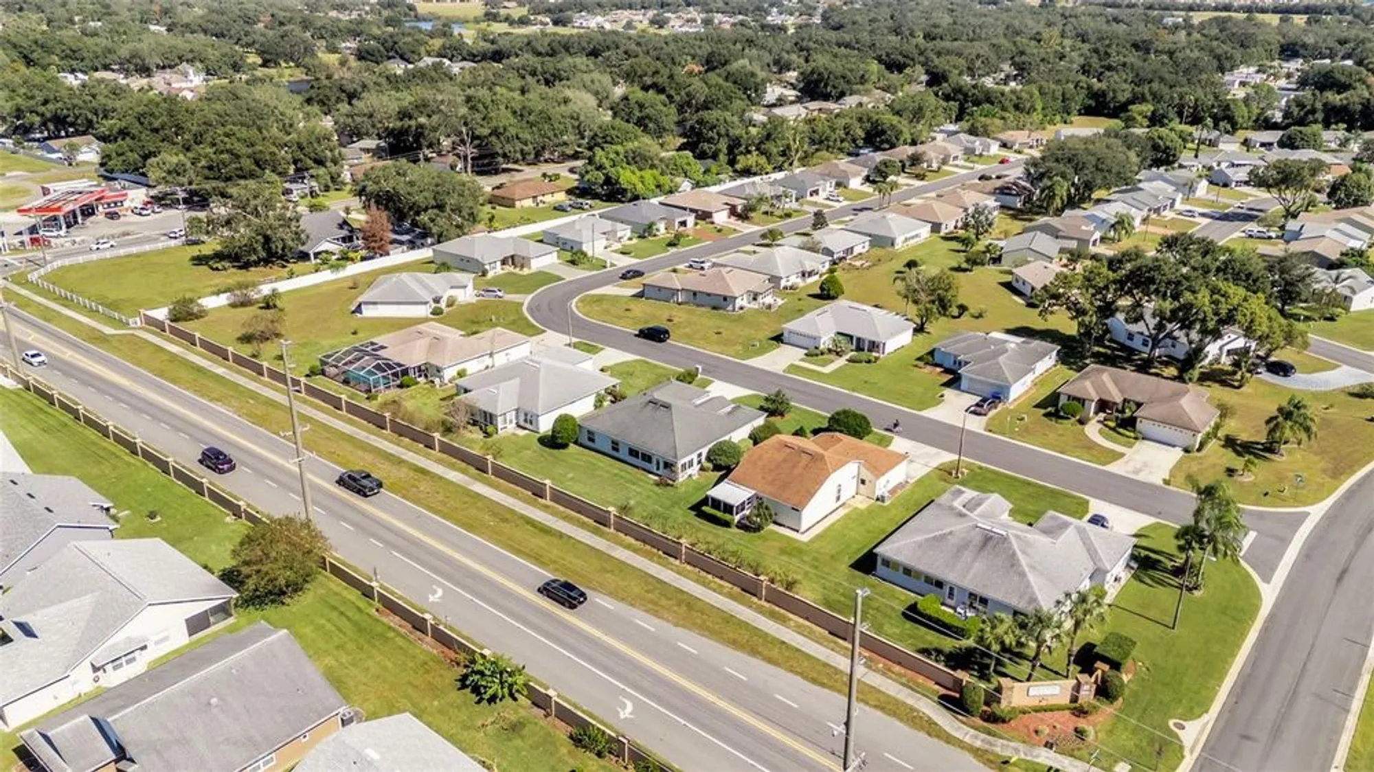 Property Slideshow image 34 of 49 | 6189 magpie dr, Lakeland, FL, 33809