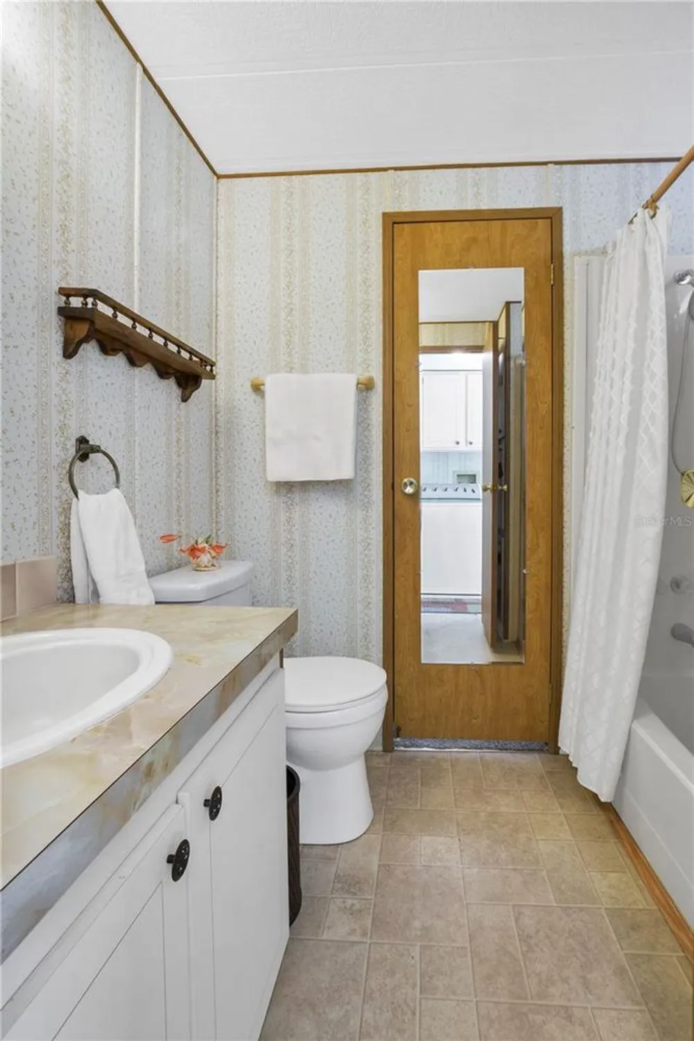 Property Slideshow image 23 of 44 | 4969 foxwood lake dr, Lakeland, FL, 33810