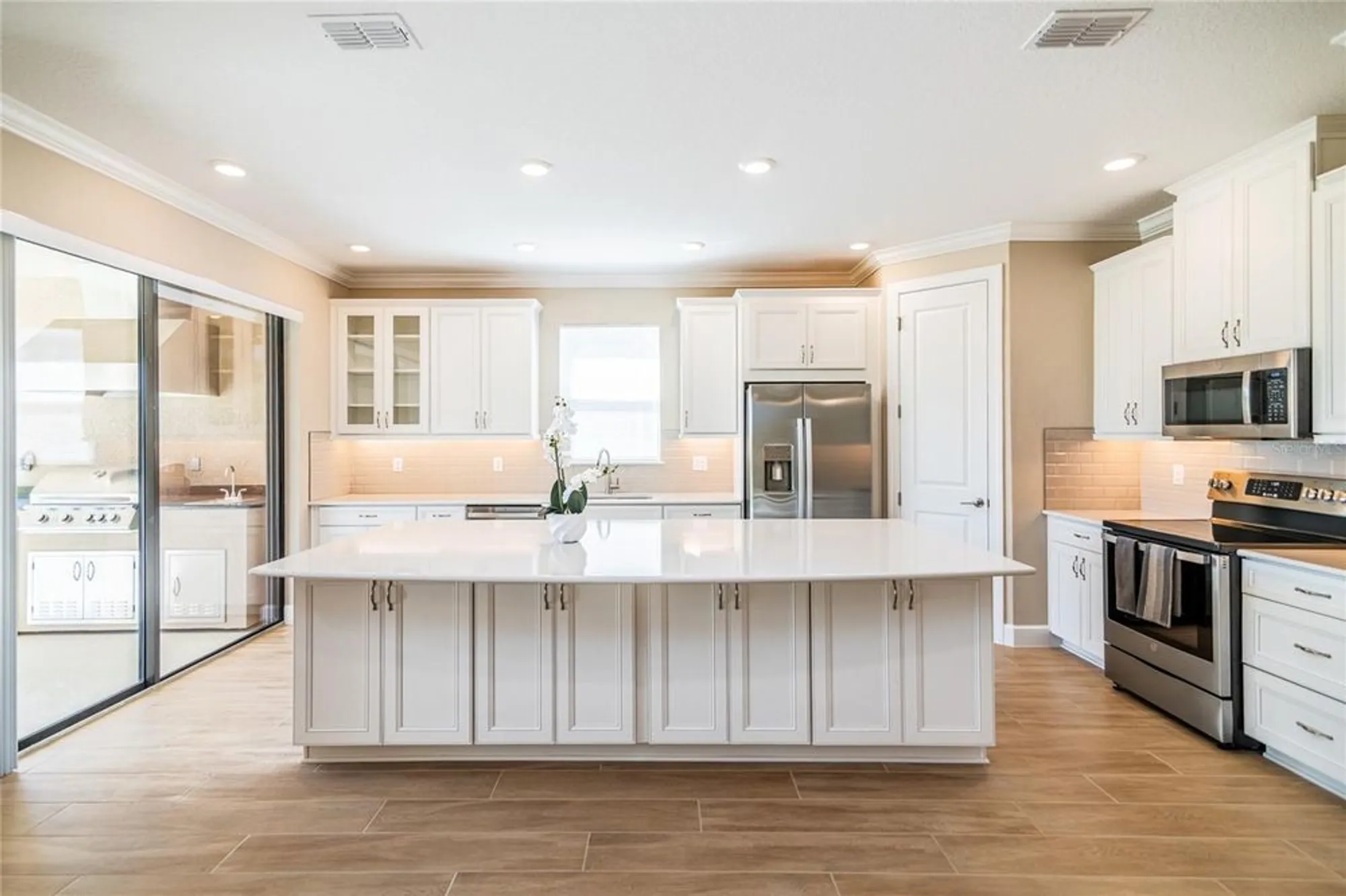 Property Slideshow image 12 of 53 | 4798 rosatti rd, Wesley Chapel, FL, 33543