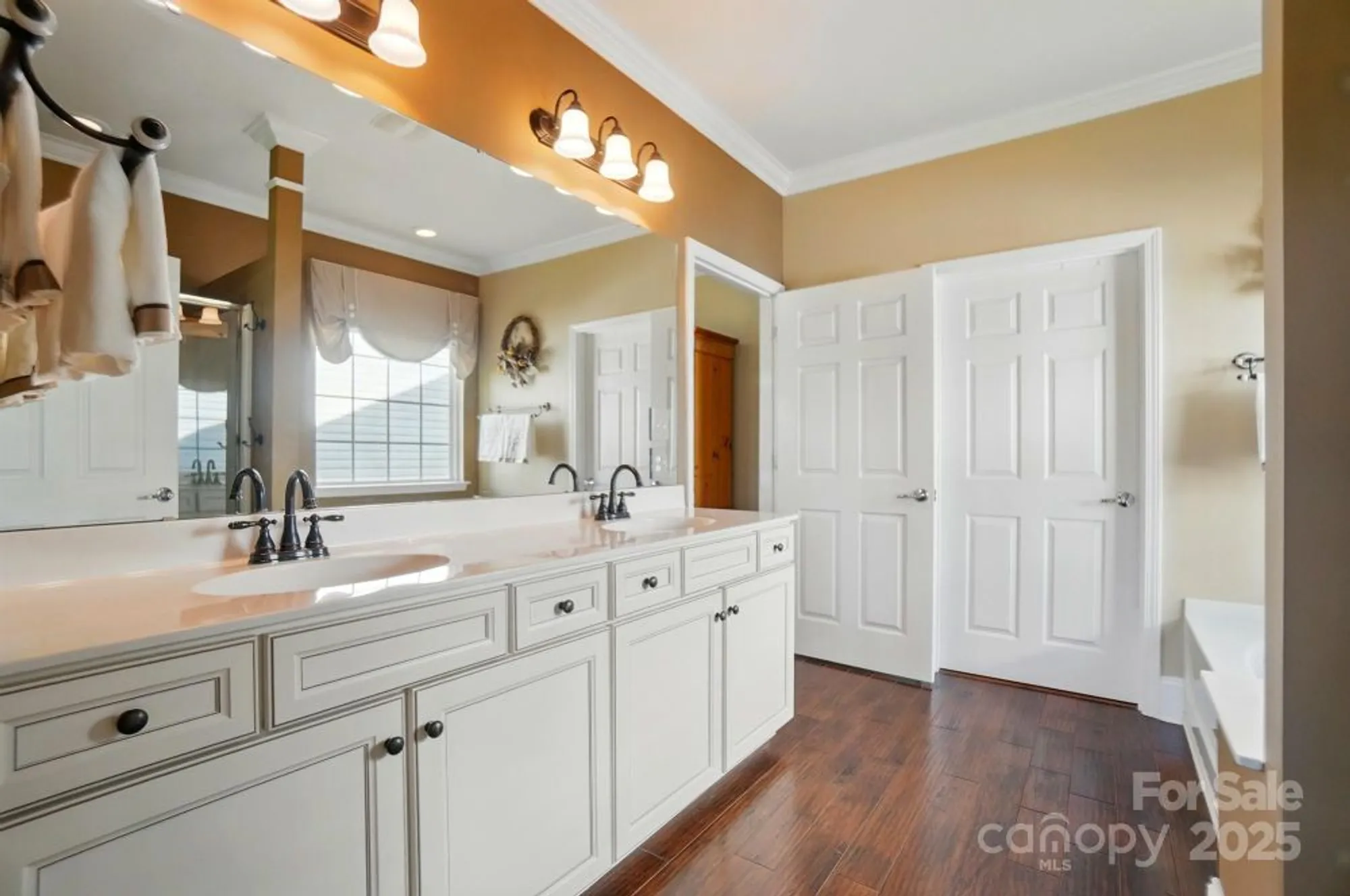 Property Slideshow image 19 of 30 | 1974 links view dr, Fort Mill, SC, 29707