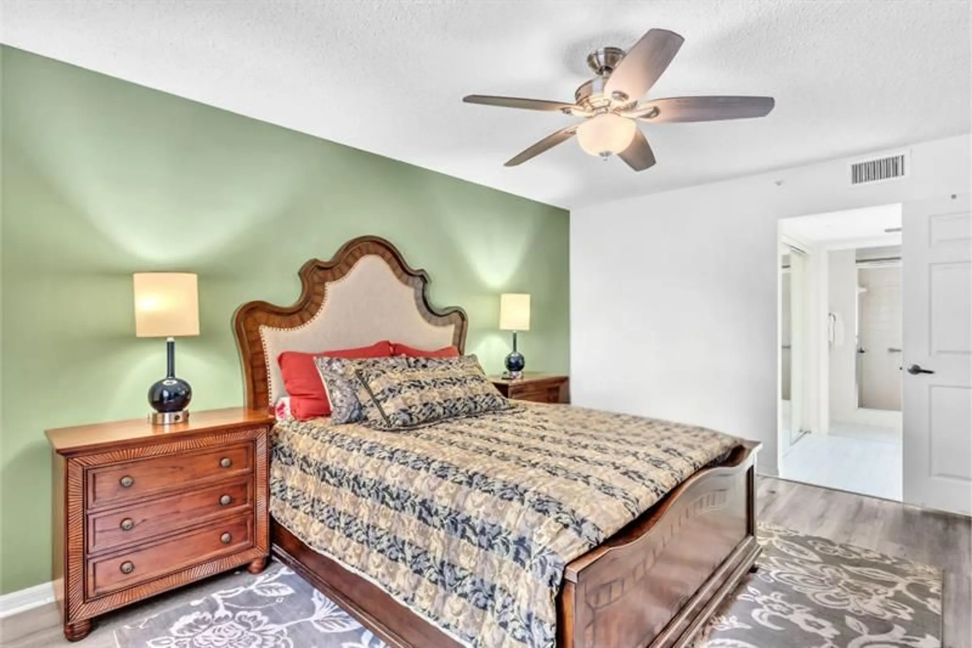 Property Slideshow image 22 of 65 | 9587 weldon cir b211, Tamarac, FL, 33321