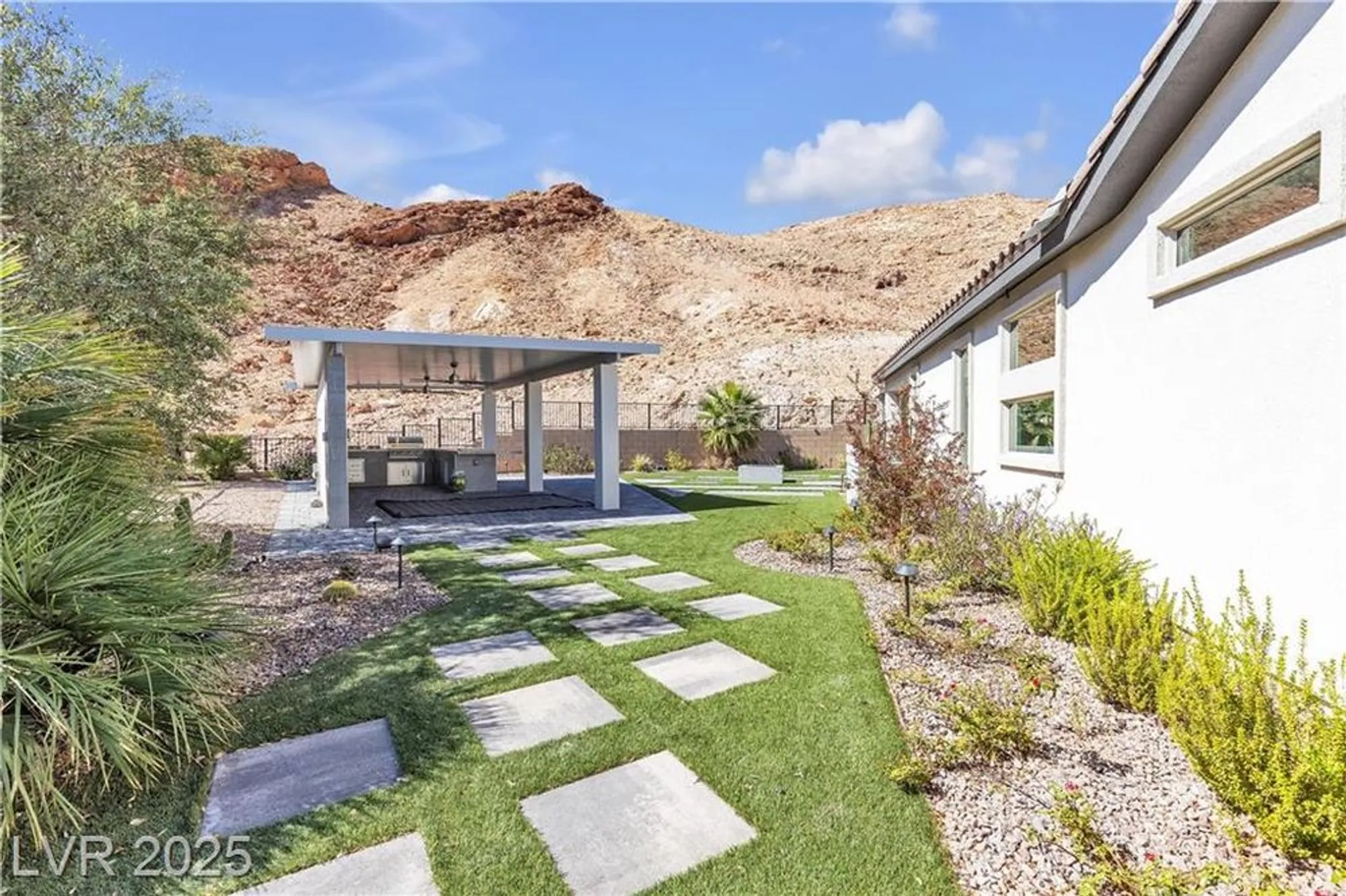 Property Slideshow image 45 of 76 | 11 acacia creek ct, Henderson, NV, 89011