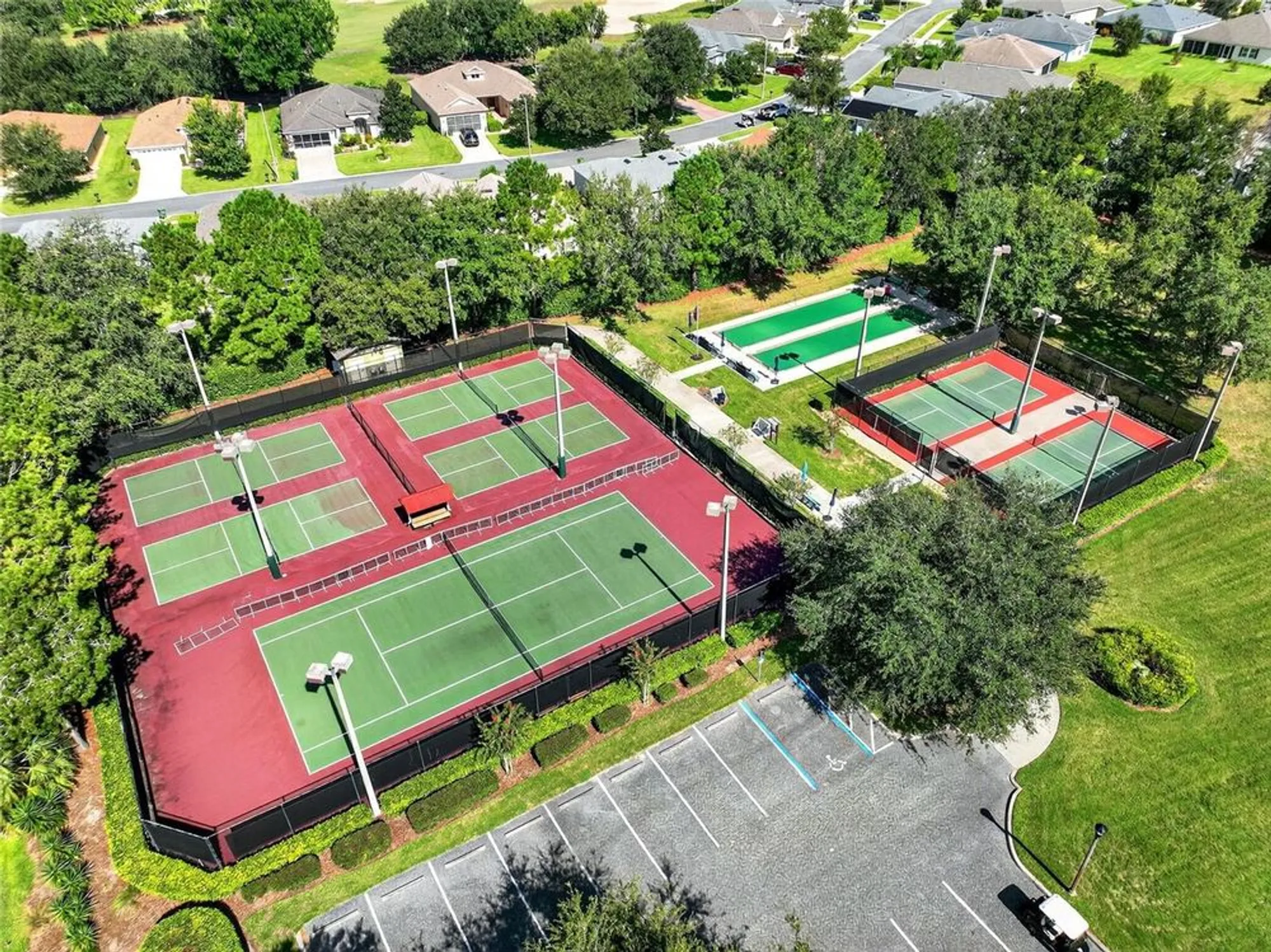 Property Slideshow image 26 of 30 | 26712 augusta springs cir, Leesburg, FL, 34748