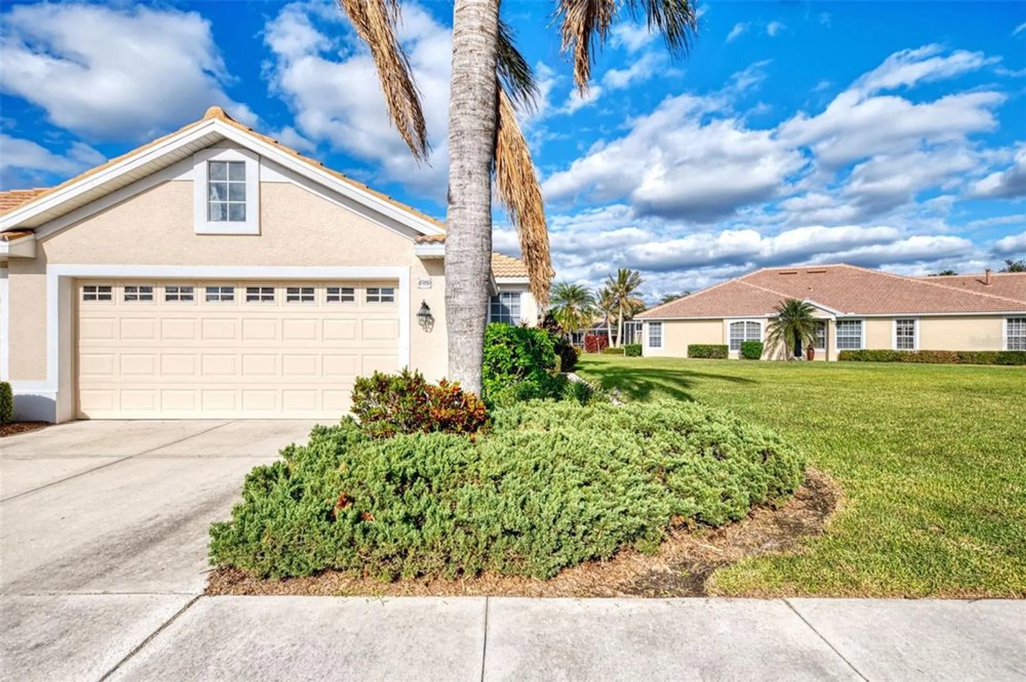 Property Slideshow image 6 of 48 | 4980 whispering oaks dr, North Port, FL, 34287