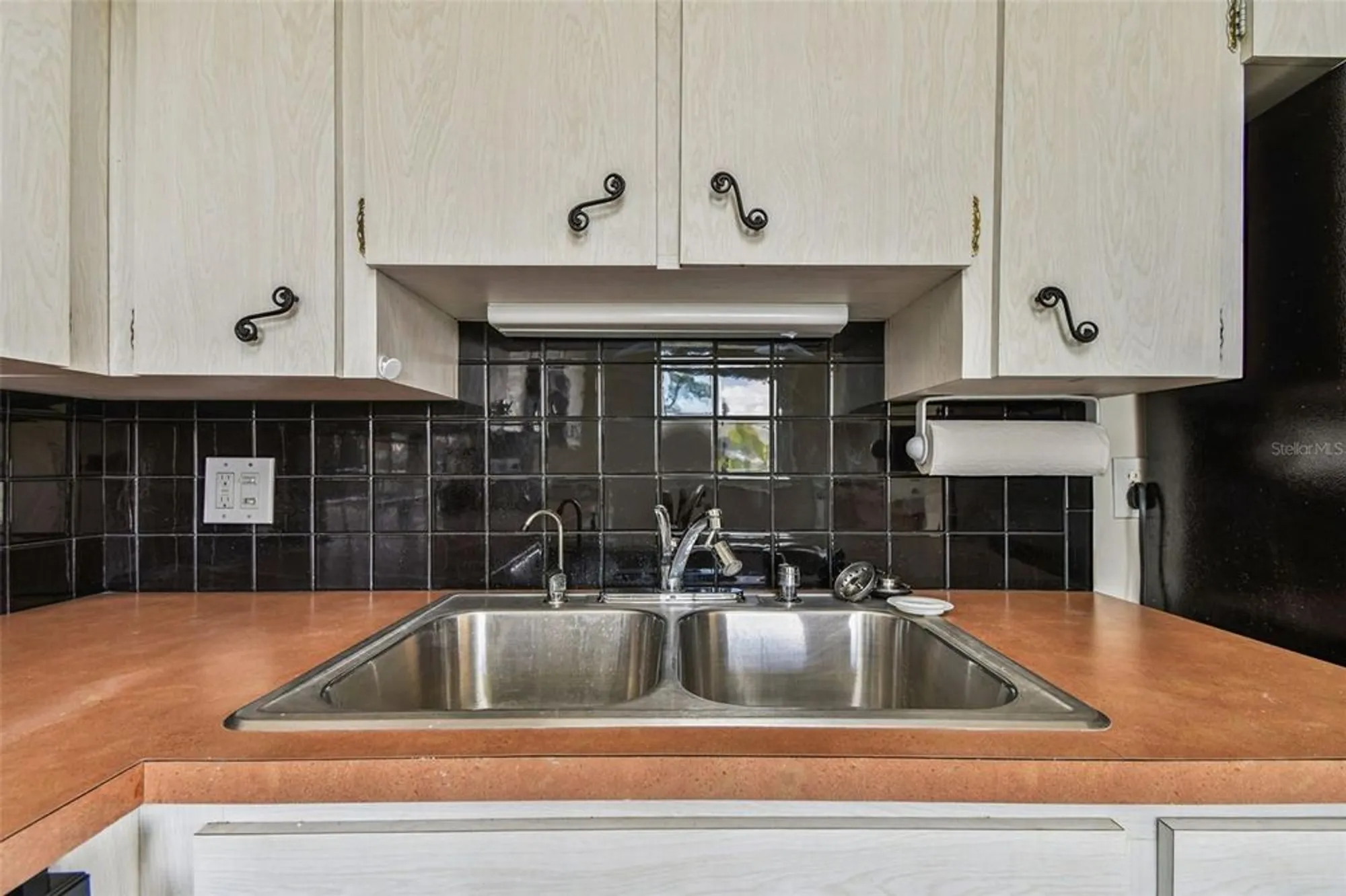 Property Slideshow image 17 of 55 | 2071 australia way 59, Clearwater, FL, 33763