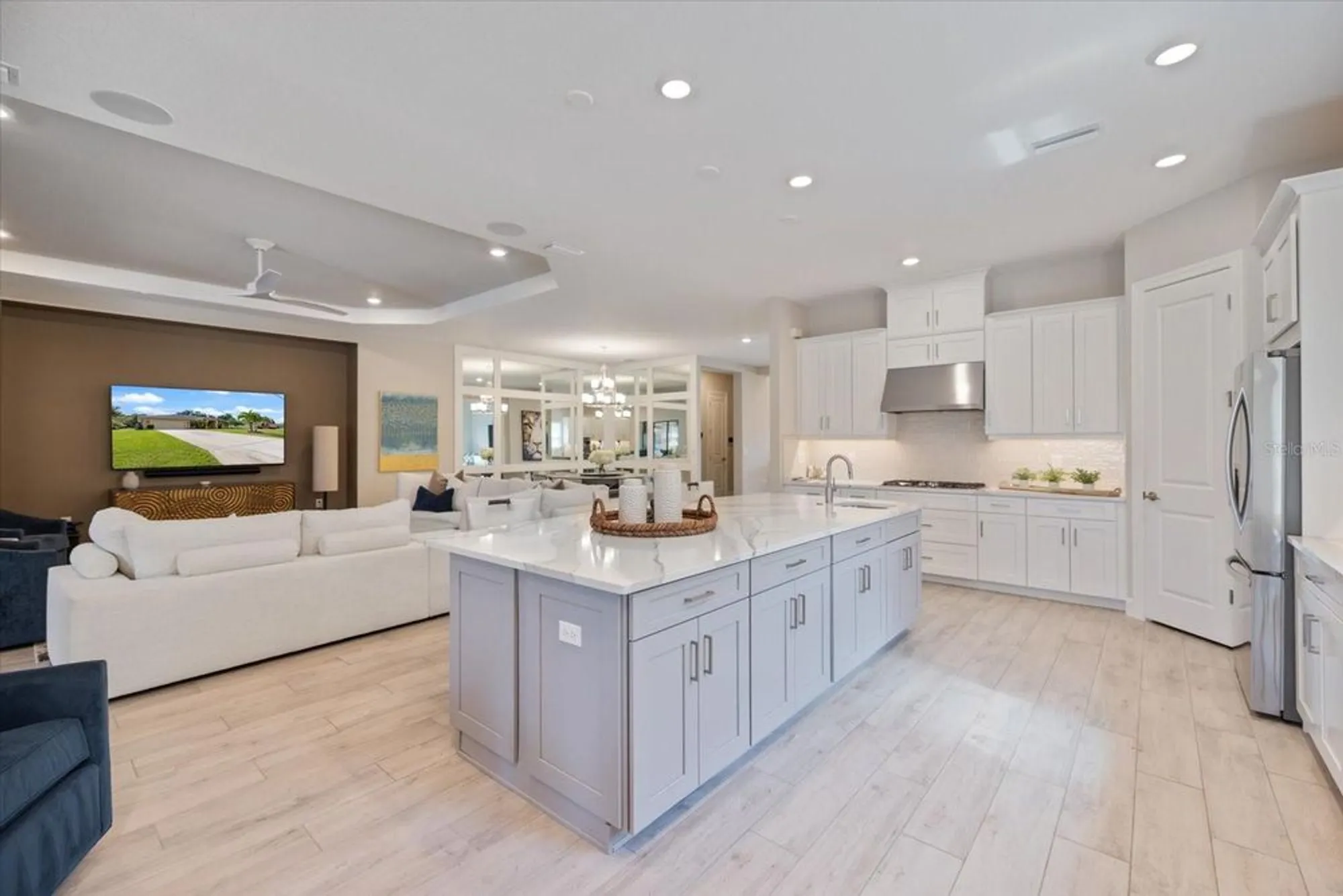 Property Slideshow image 23 of 78 | 3836 santa caterina blvd, Bradenton, FL, 34211