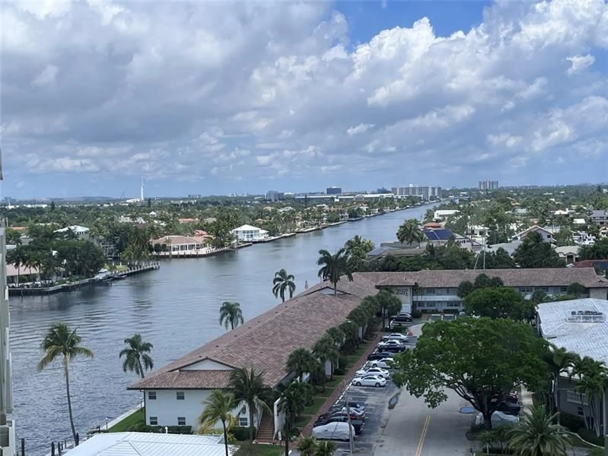 Property Slideshow image 2 of 38 | 3200 ne 36th st 1012, Fort Lauderdale, FL, 33308