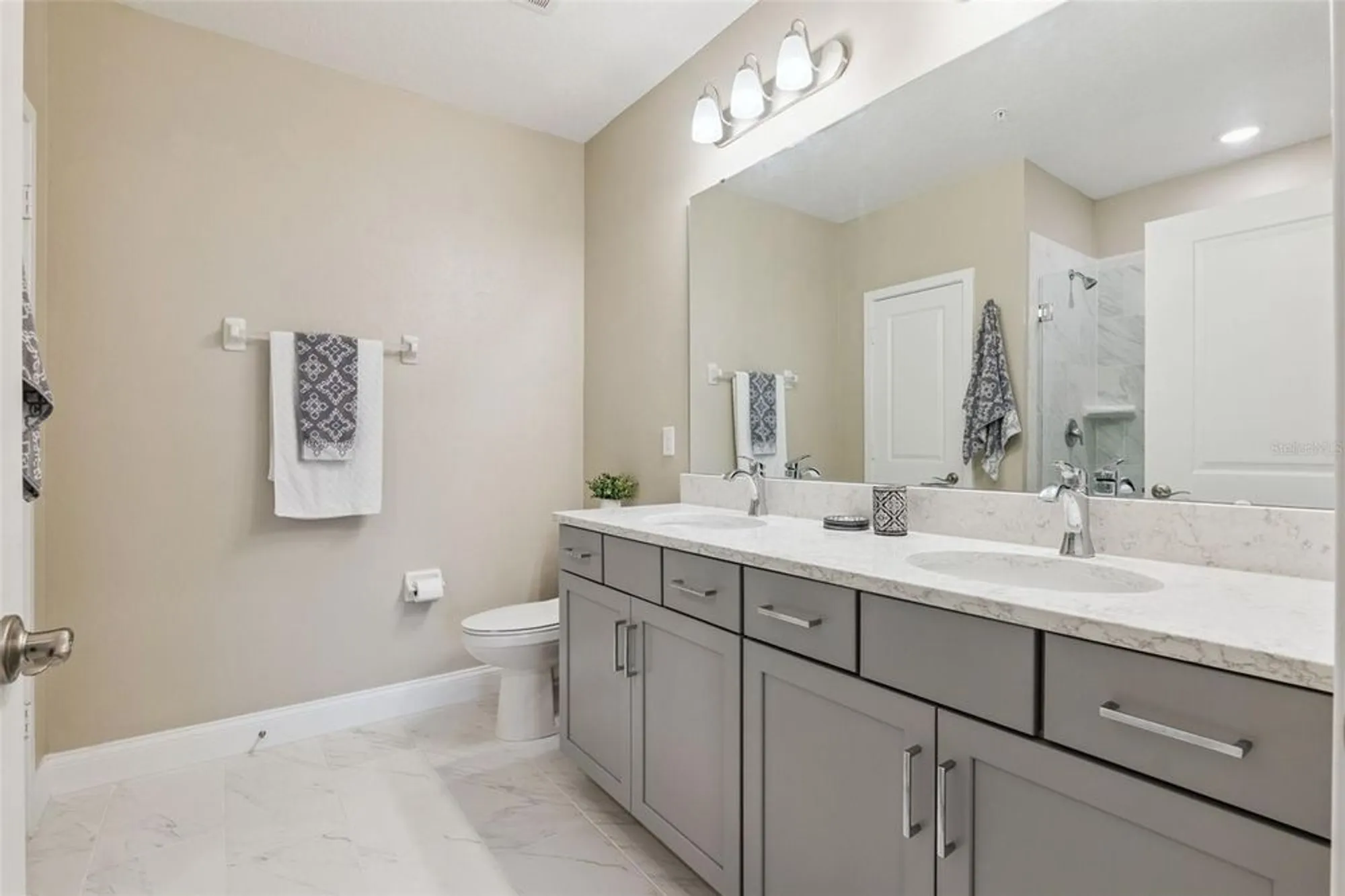 Property Slideshow image 31 of 58 | 7565 laureate blvd unit 3304, Orlando, FL, 32827