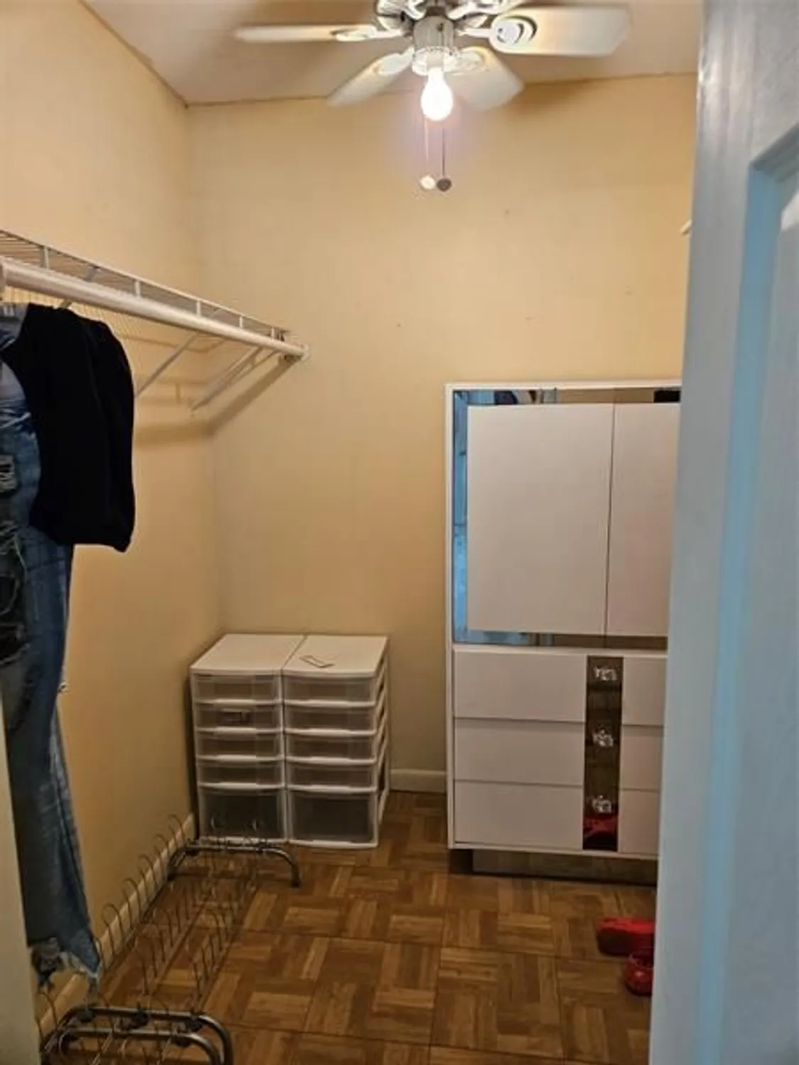 Property Slideshow image 6 of 11 | 101 sw 132nd way apt 218, Pembroke Pines, FL, 33027