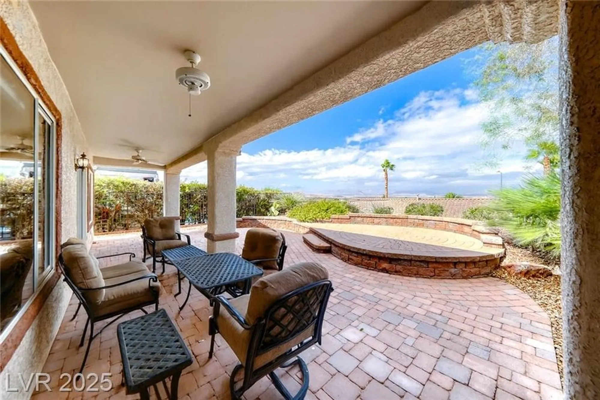 Property Slideshow image 4 of 56 | 1601 wellington springs ave, Henderson, NV, 89052