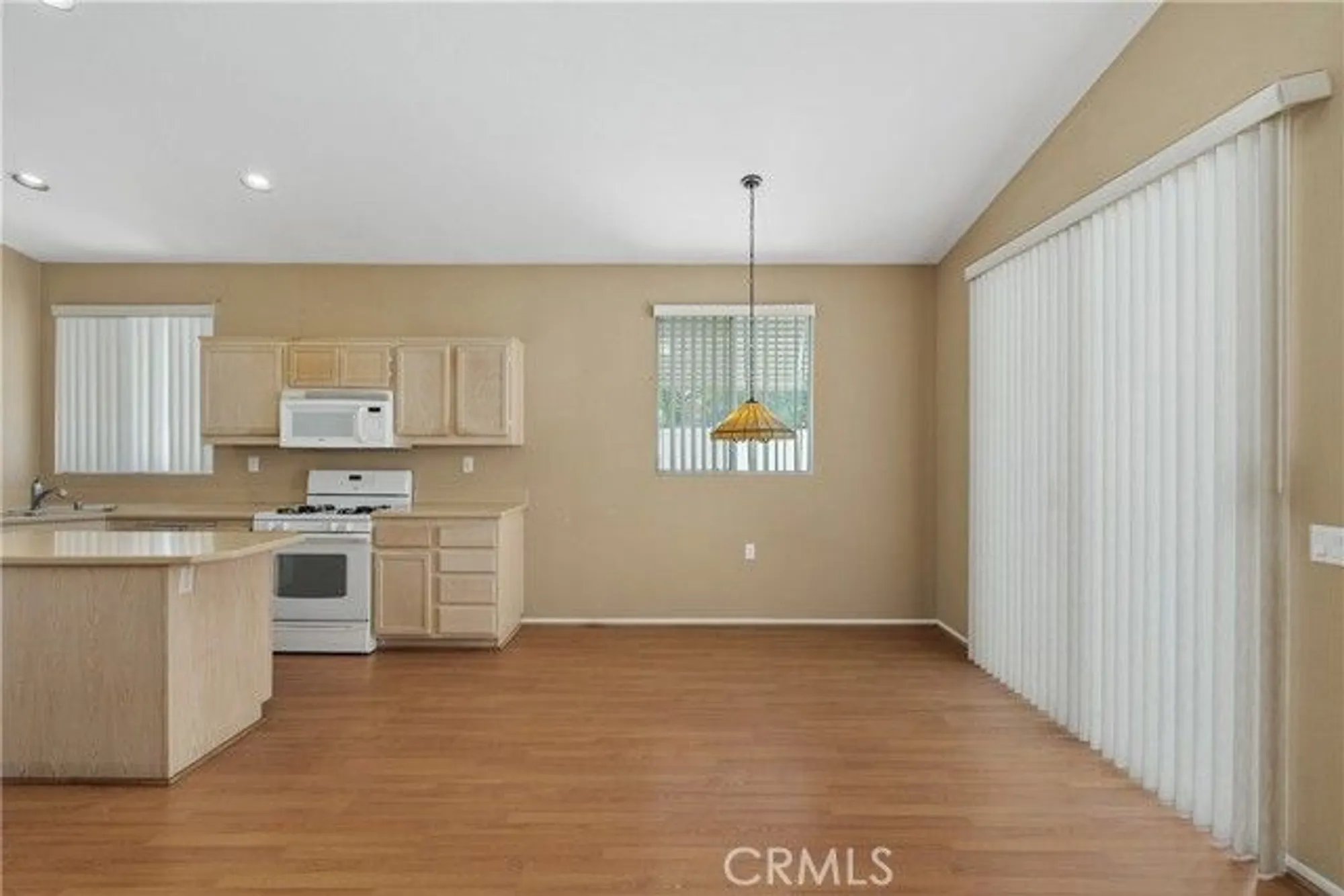 Property Slideshow image 12 of 53 | 26911 tropicana dr, Menifee, CA, 92585