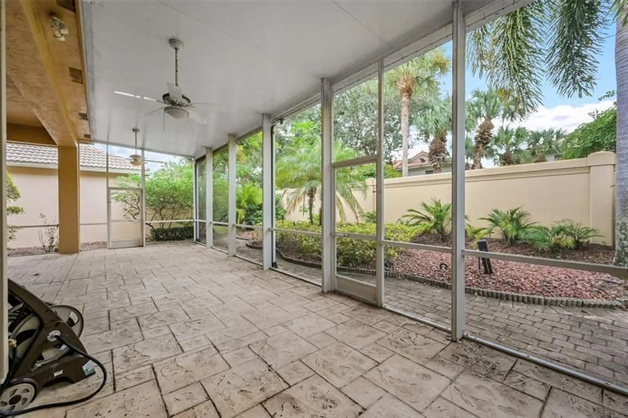Property Slideshow image 33 of 61 | 7200 veneto dr, Boynton Beach, FL, 33437
