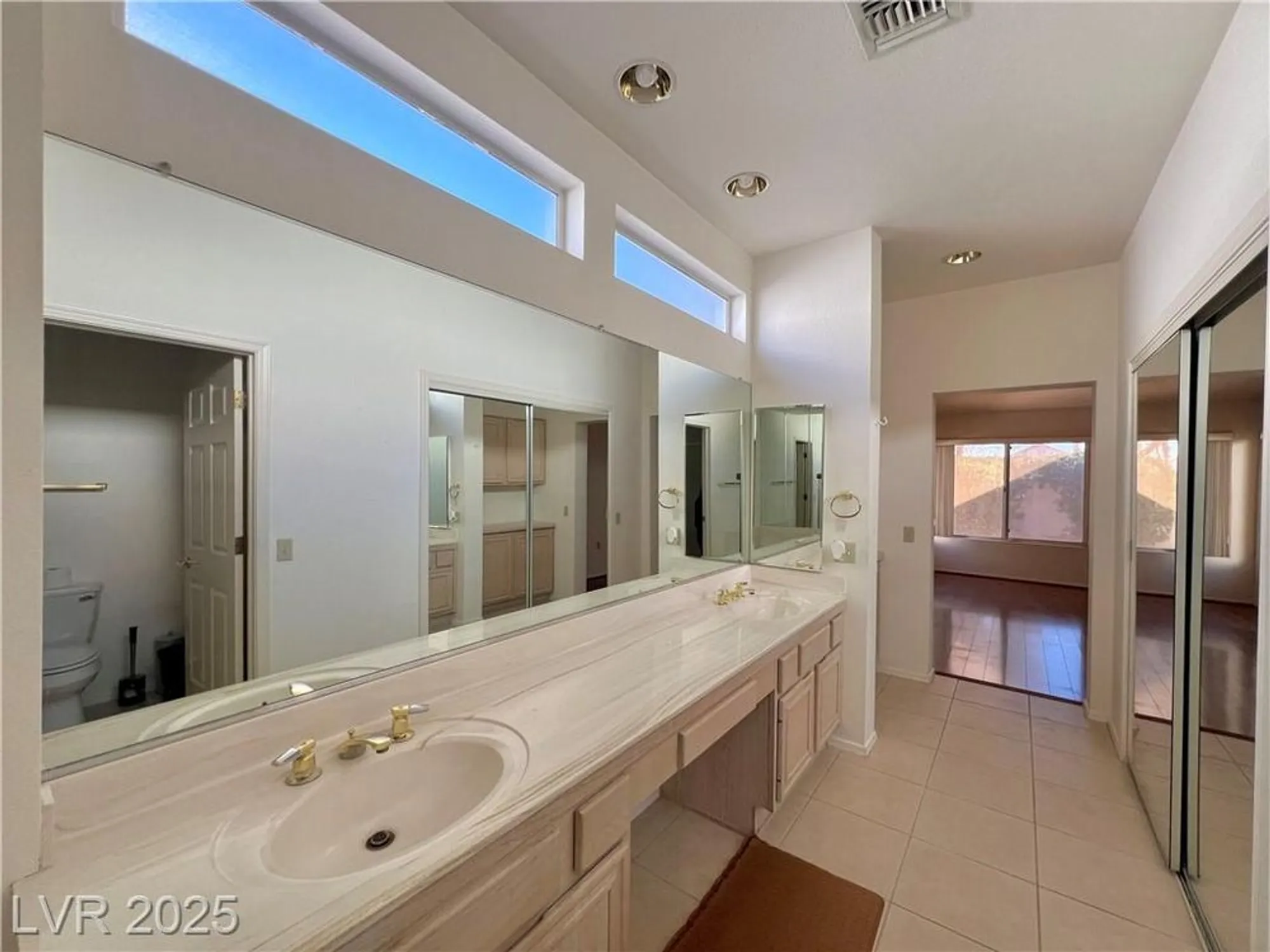 Property Slideshow image 21 of 33 | 3012 morning ridge dr, Las Vegas, NV, 89134