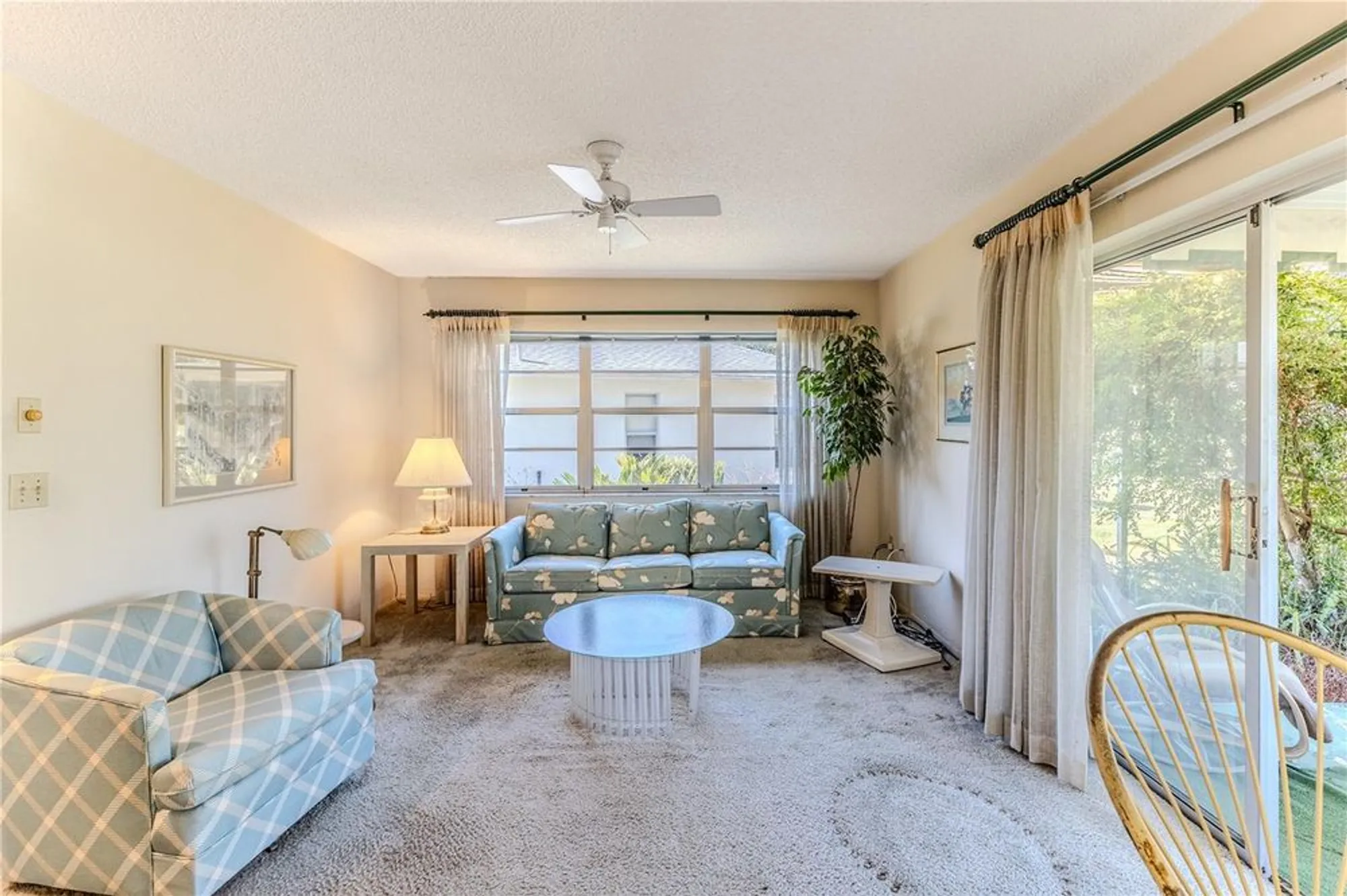 Property Slideshow image 27 of 73 | 2193 timber lodge ln, Spring Hill, FL, 34606